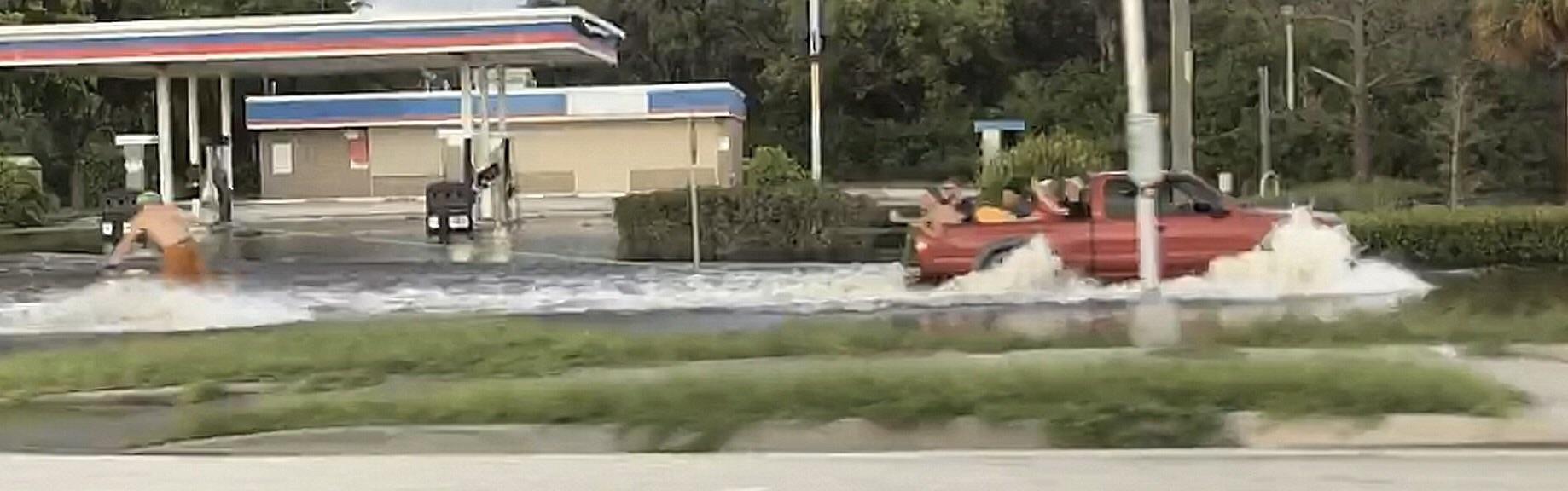 Redneck water skiing in South Fort Myers. pics