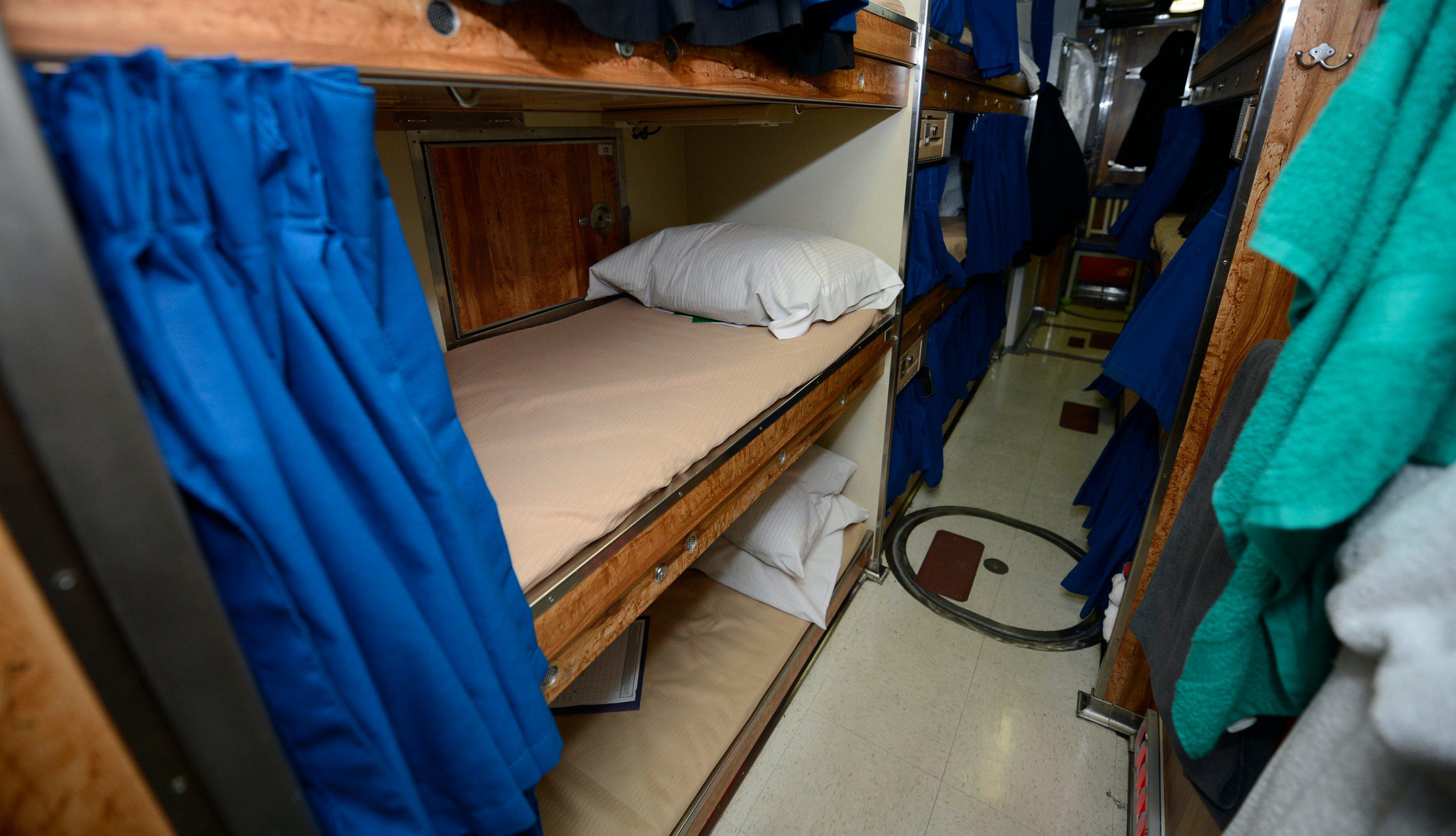 The "spacious" crew berthing space on USS Washington (SSN787) r/submarines
