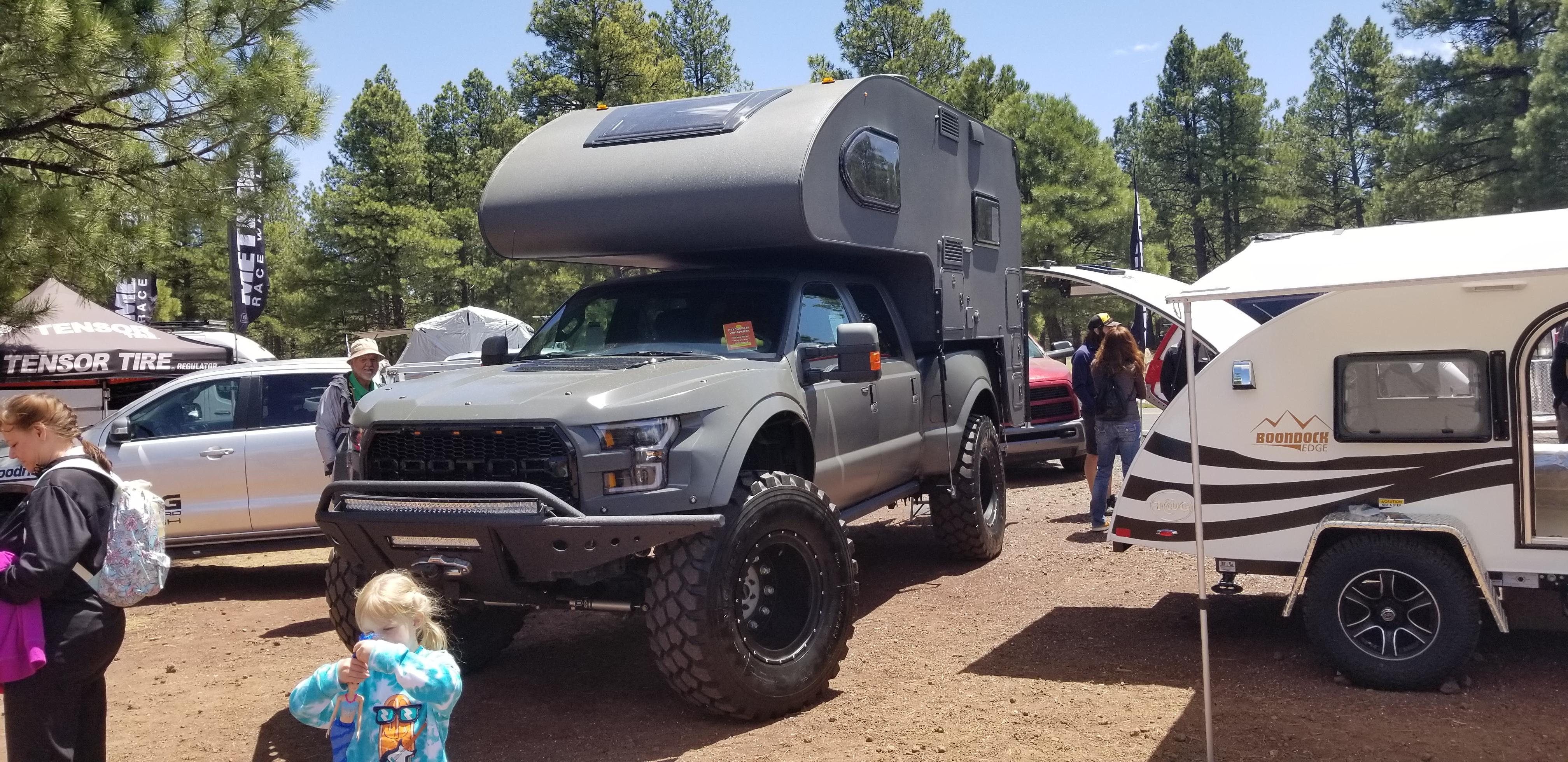 Raptor Camper r/4x4