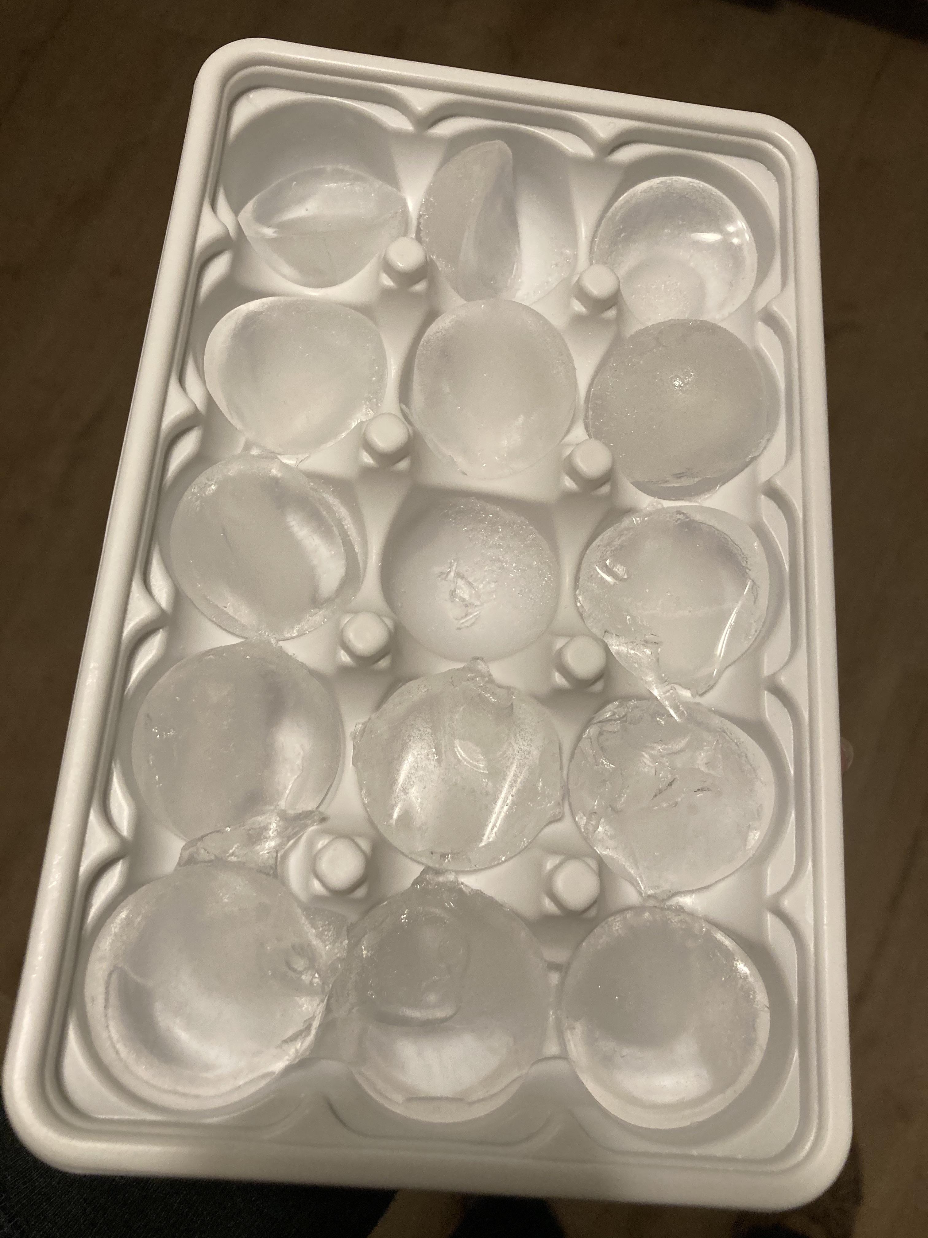 Repurposed Trader Joe’s Mochi trays as ice trays. r/ZeroWaste