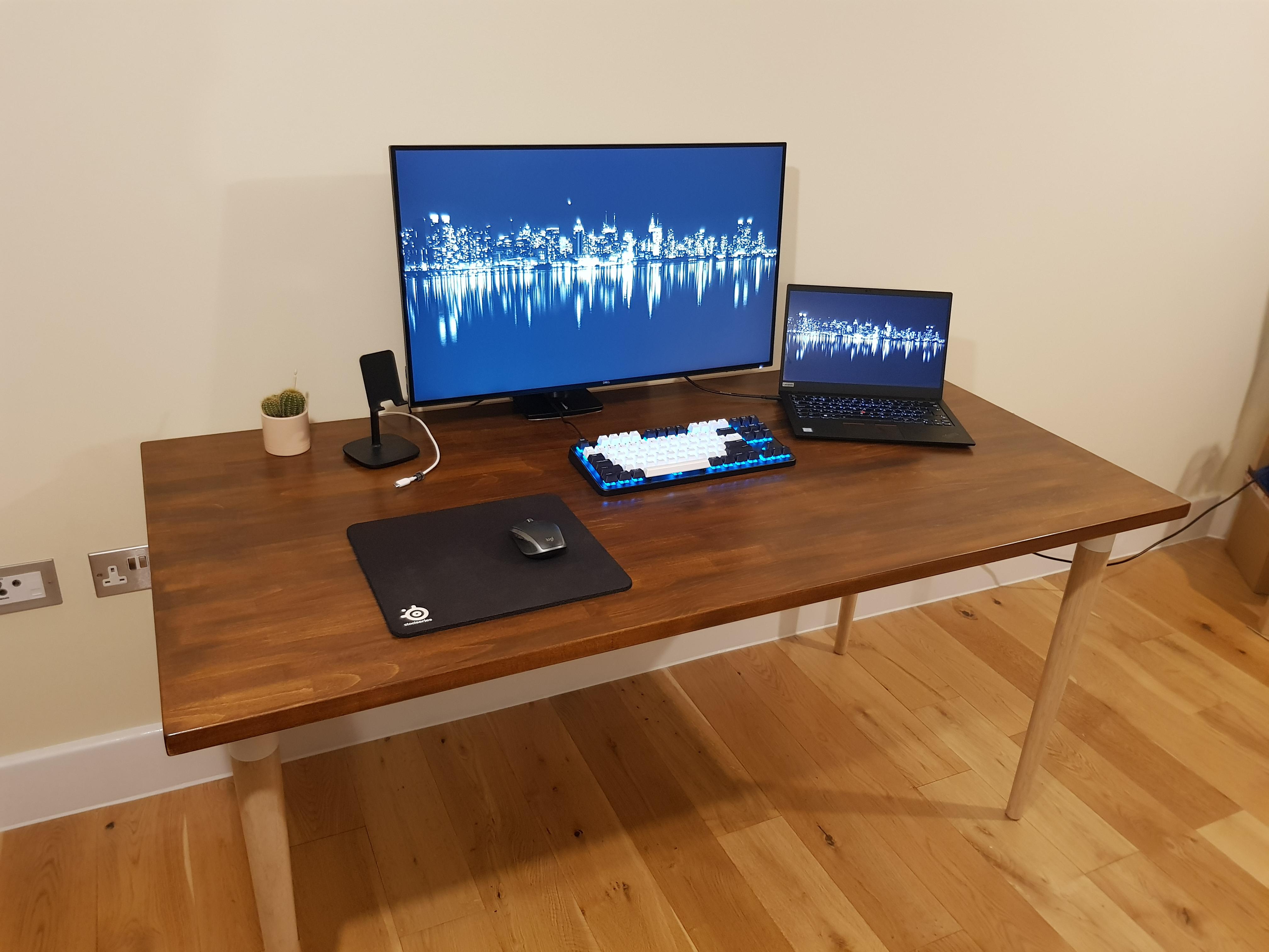 IKEA Gerton Desk Ft. Dell U3219Q, Lenovo X1 Carbon, IQUNIX S87 r