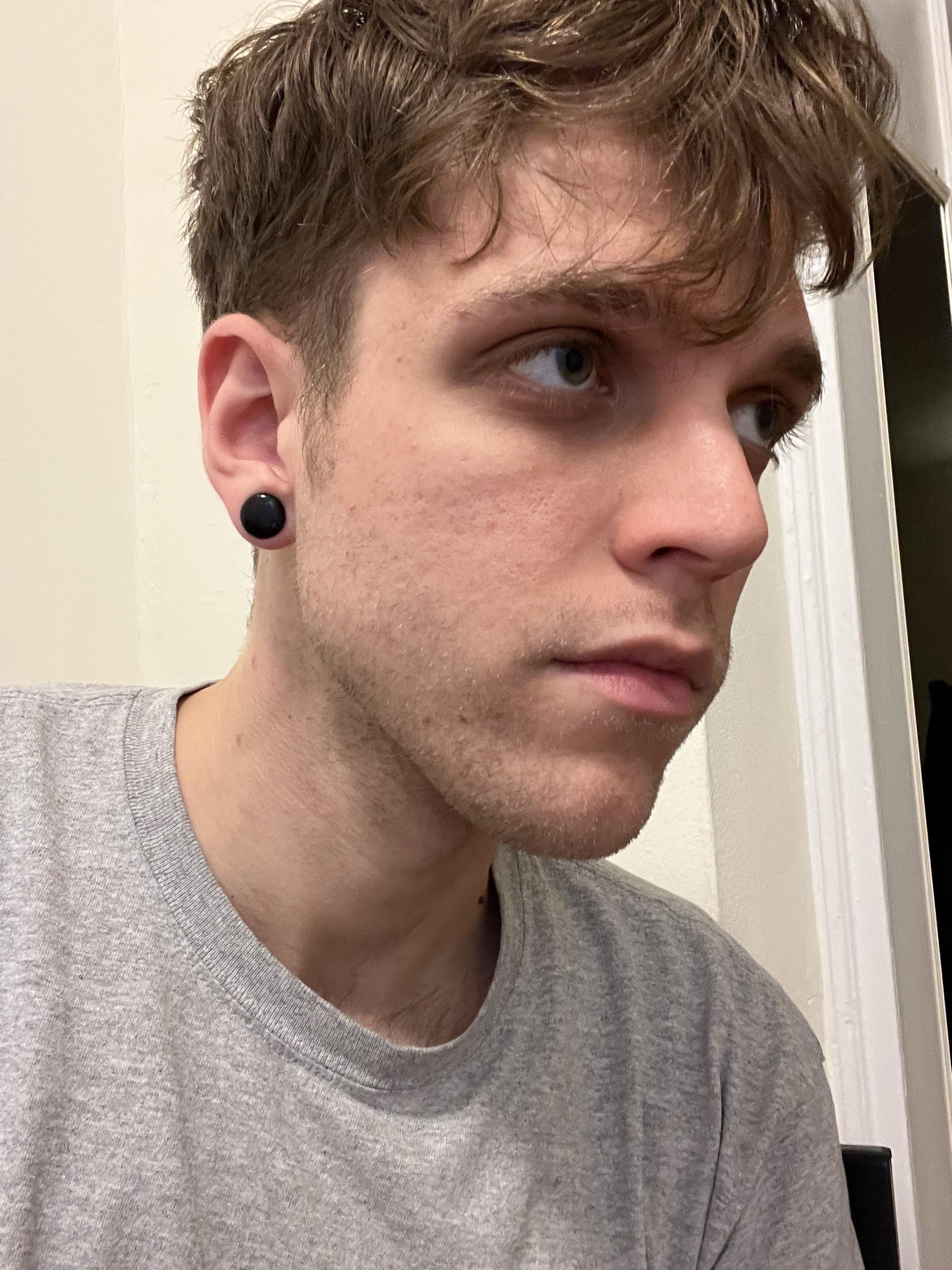 Would the average person know that my ears are stretched? To me, these 12mm plugs look like