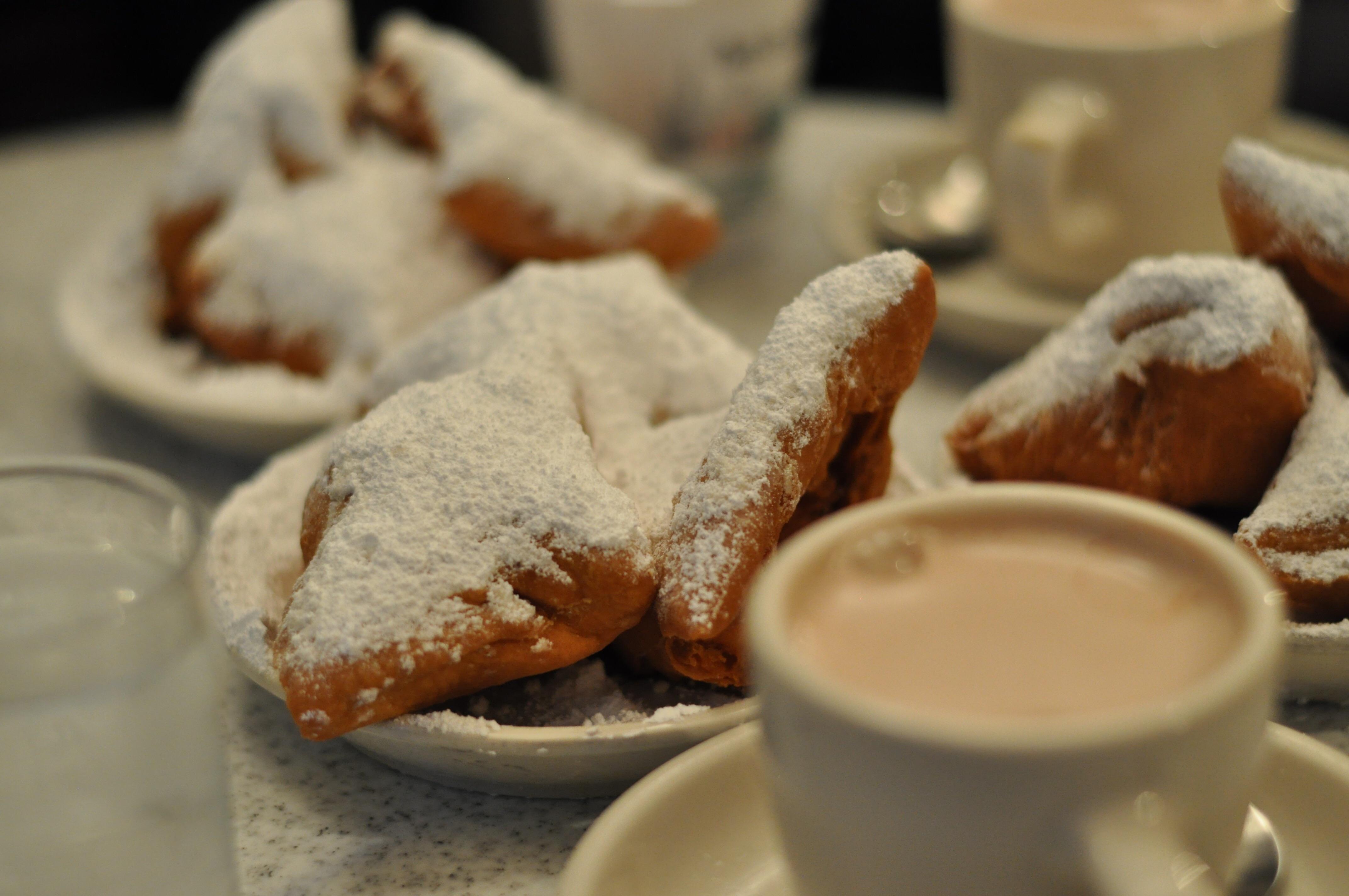 Cafe Du Monde in Louisiana. and hot chocolate r/streeteats
