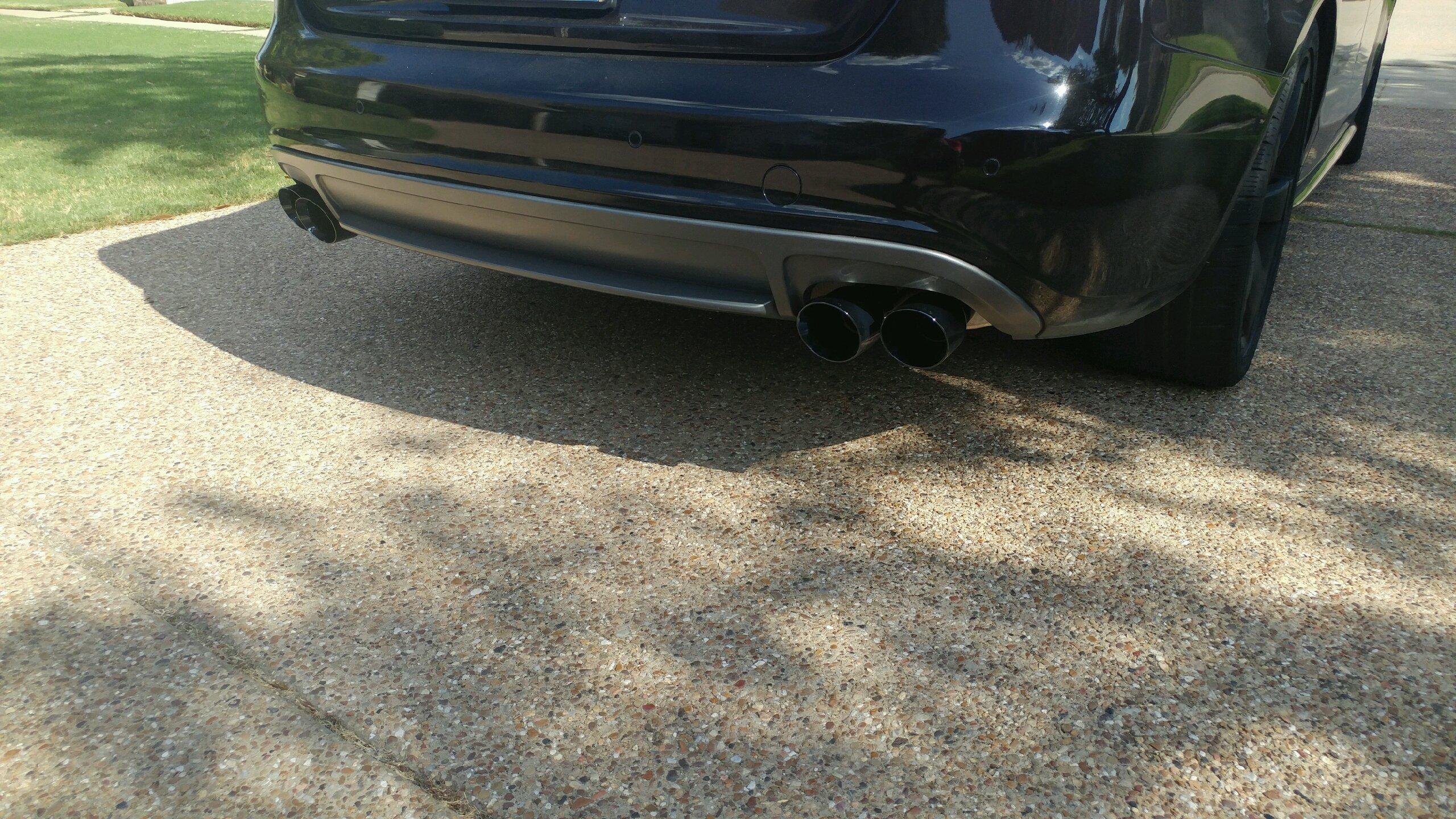 AWE exhaust. S4 90 mm black diamond tips Audi