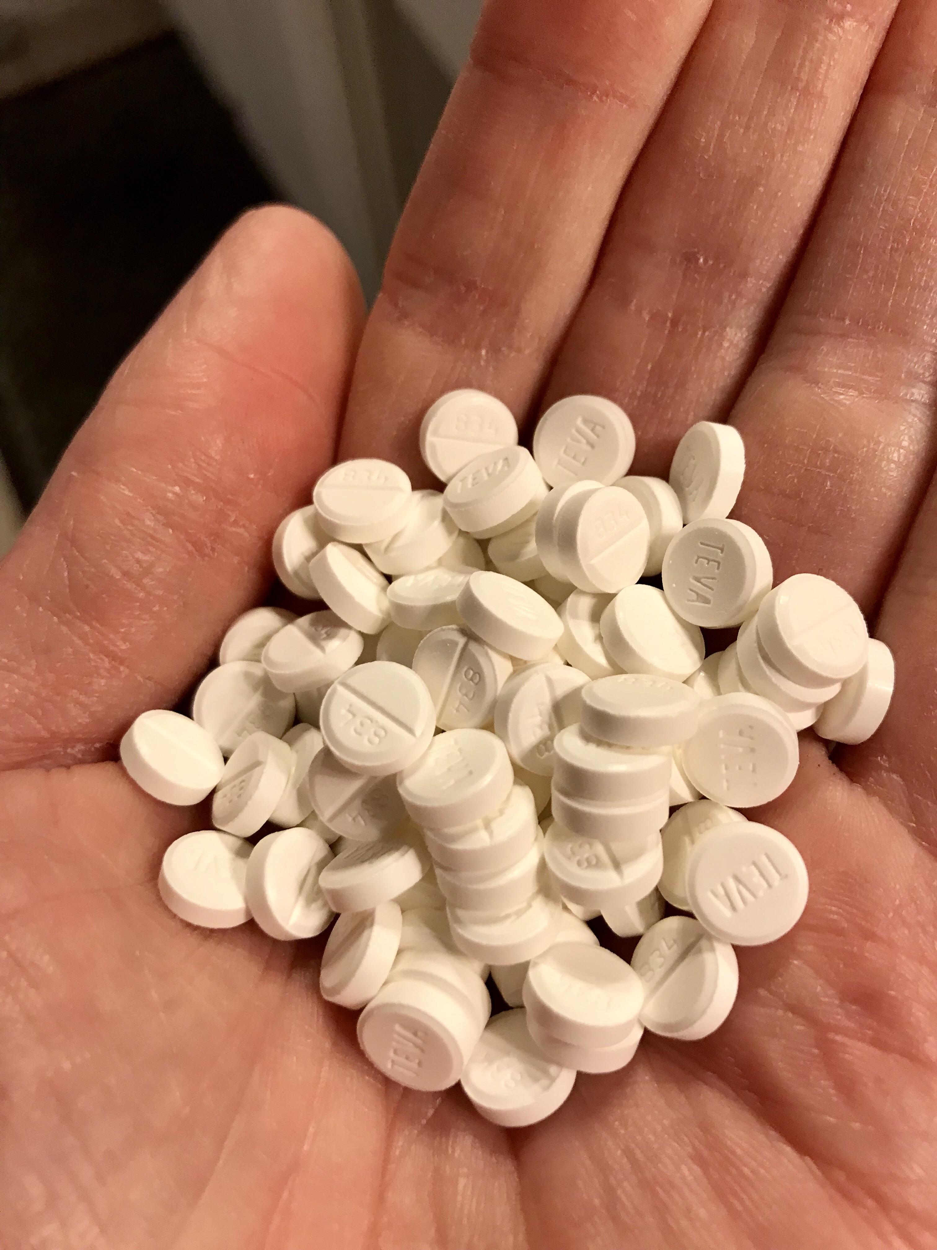 Refill day 🙂 90 2mg Kpins. Doc upped my dose r/benzodiazepines