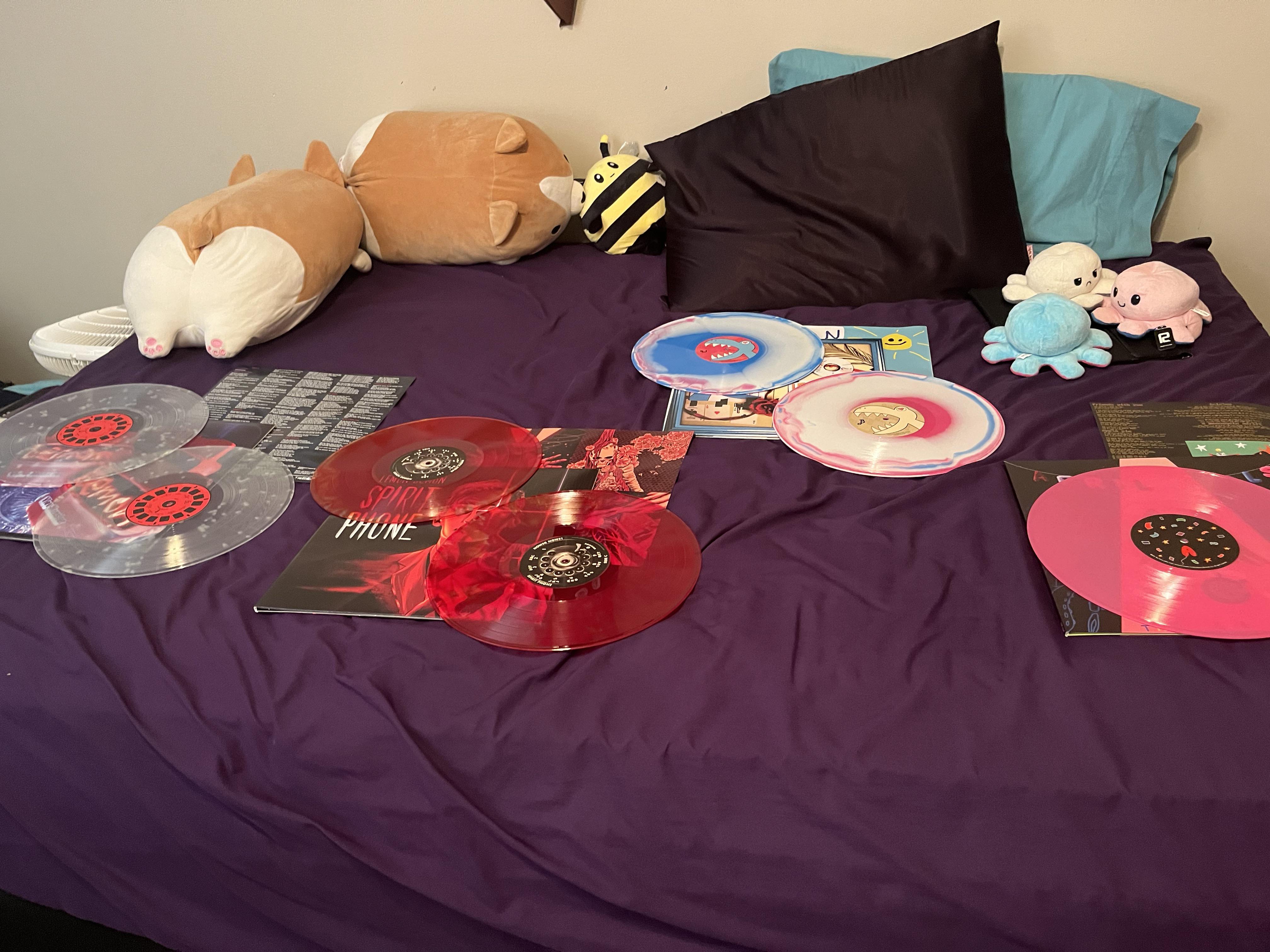 I have acquired swag r/lemondemon