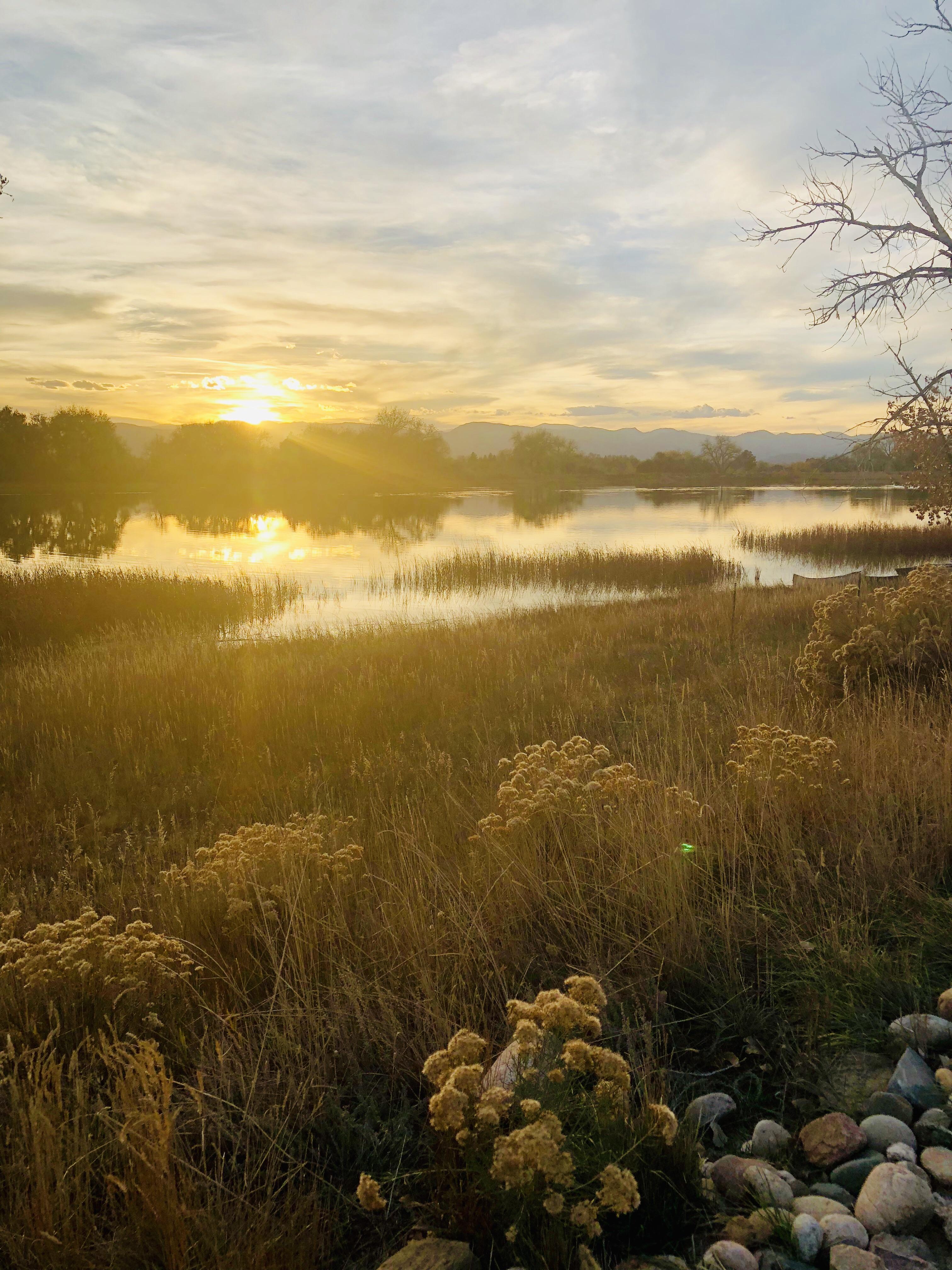 Nice fall sunset Richards lake in North FOCO r/FortCollins