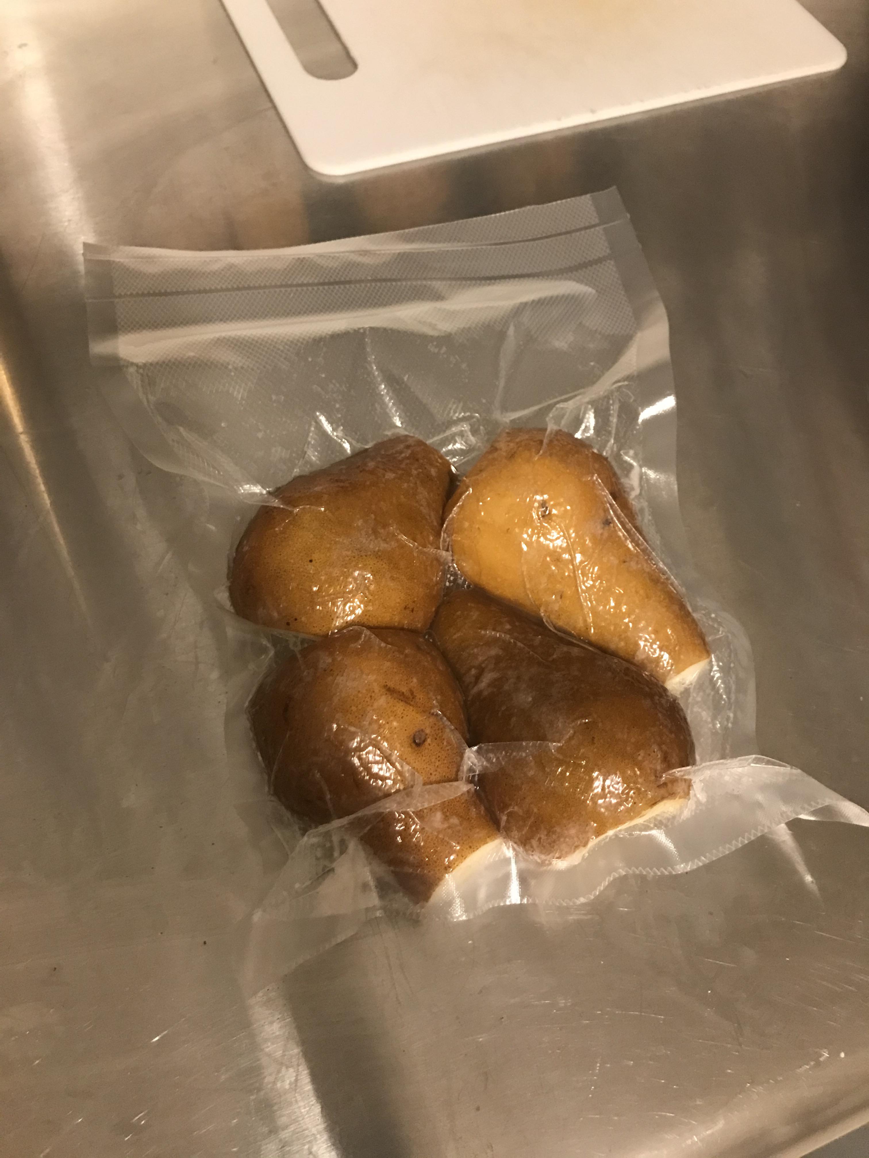 Day 1 Fermented Pears r/fermentation