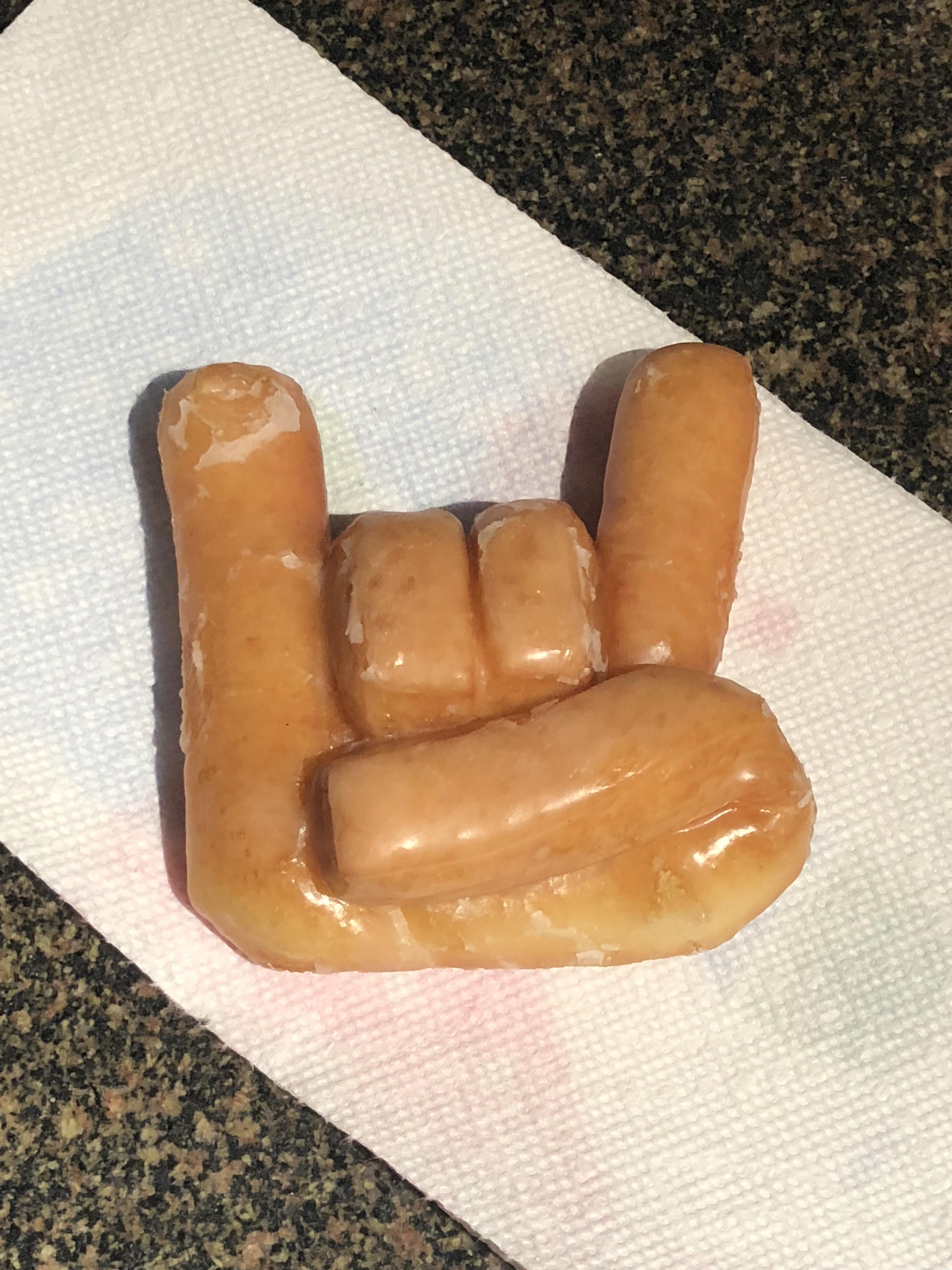 Local Donut Place makes Texas Longhorn Hookem Donuts for Game Day! r/FoodPorn
