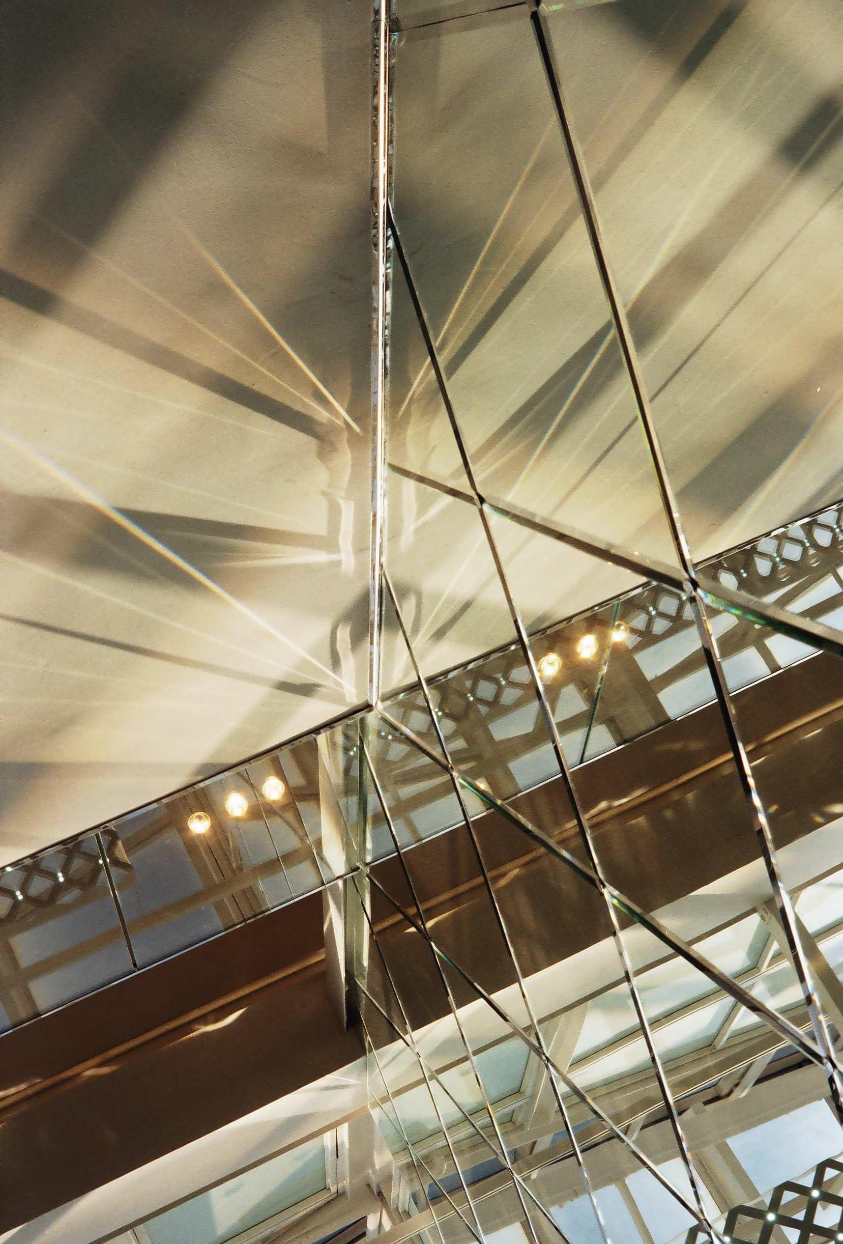 Mirrors, Cape Town, South Africa // Canon Prima Zoom 65, Fujifilm C200