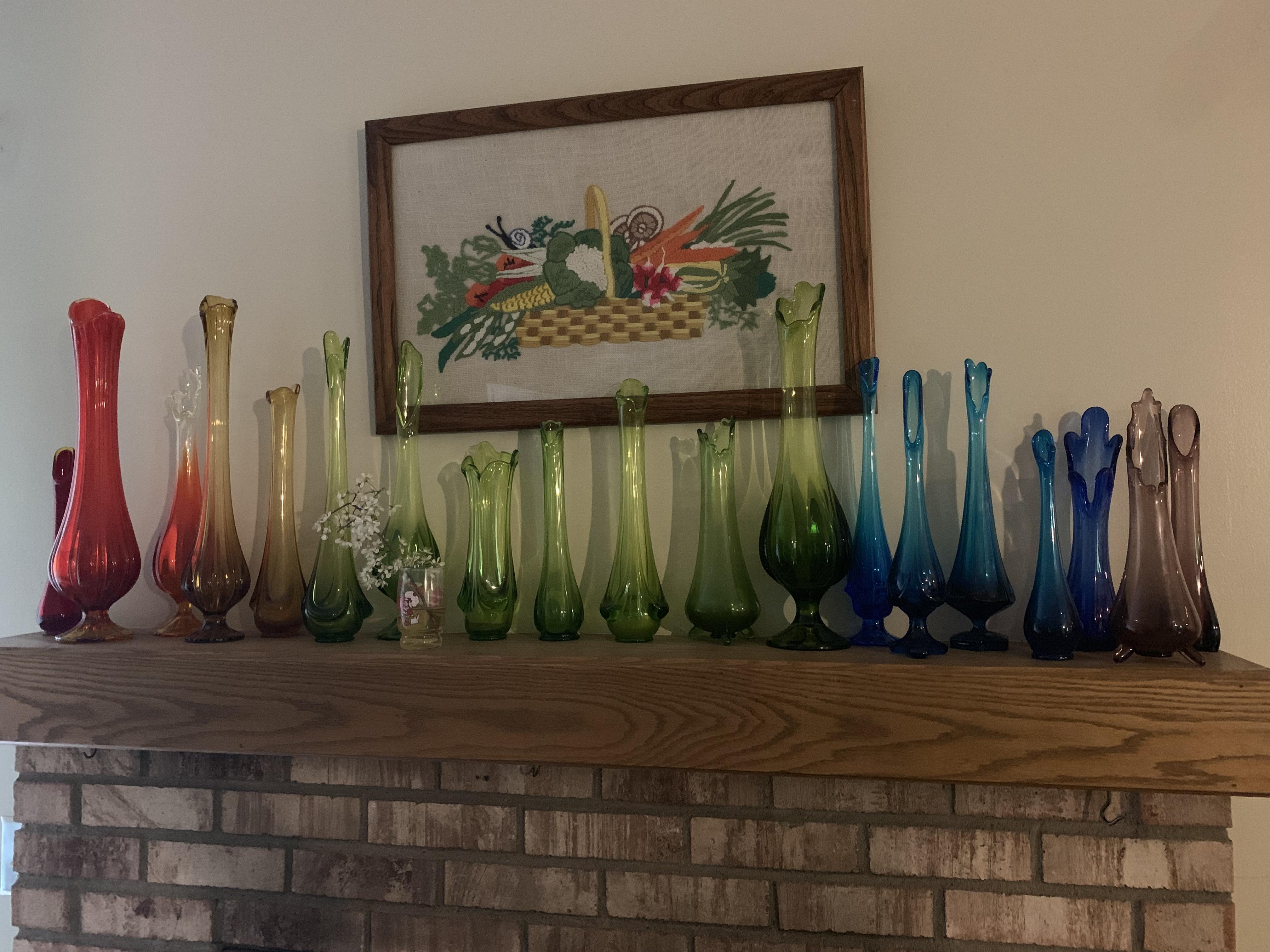 My swung vase collection 🌈🌈 r/glasscollecting