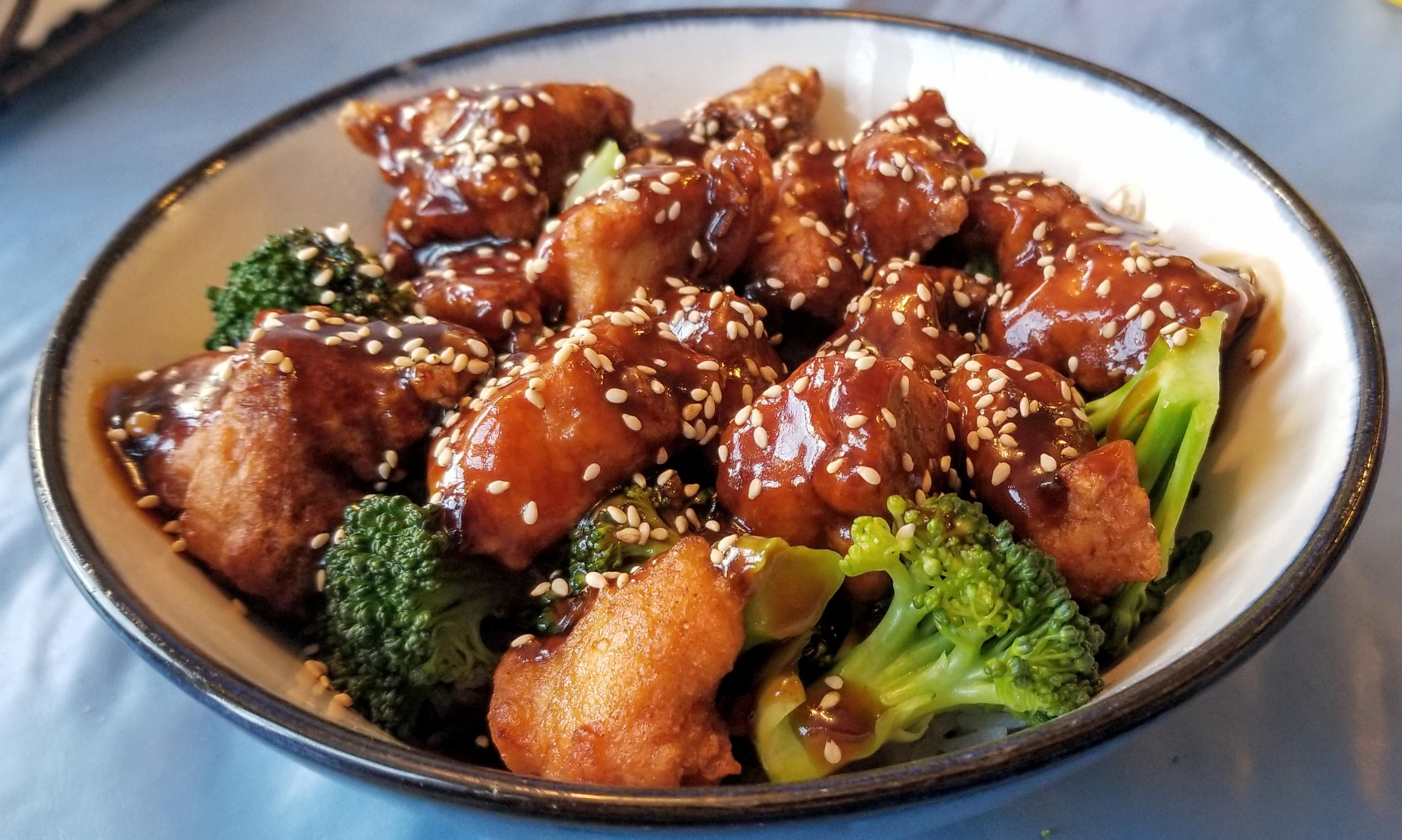 Homemade Sesame chicken with almost all ALDI ingredients r/aldi