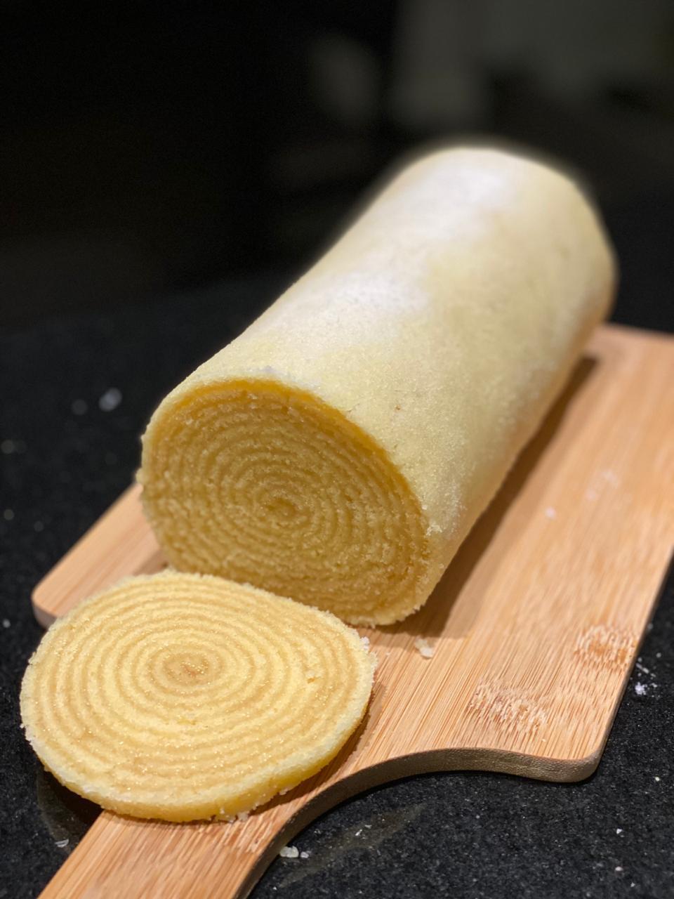 [Homemade] Swiss Roll with milk caramel r/food
