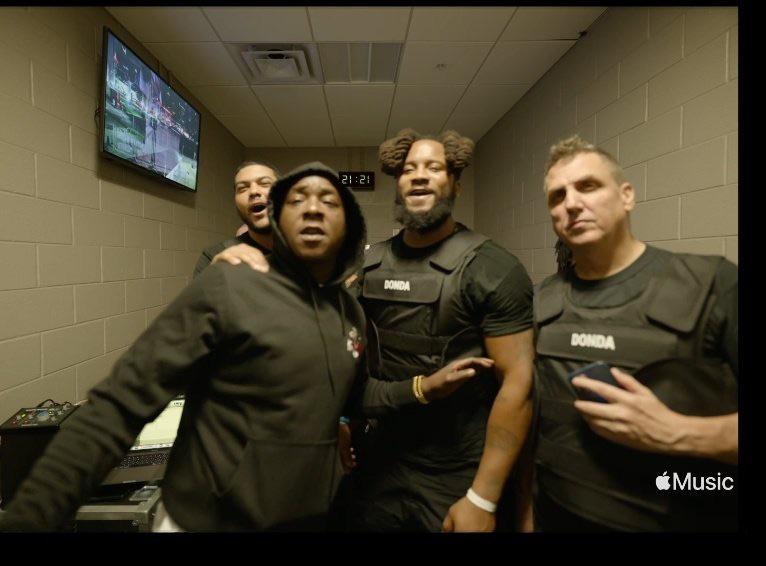 This Donda feature is really slept on. The LOX are hiphop royalty and are barely mentioned for