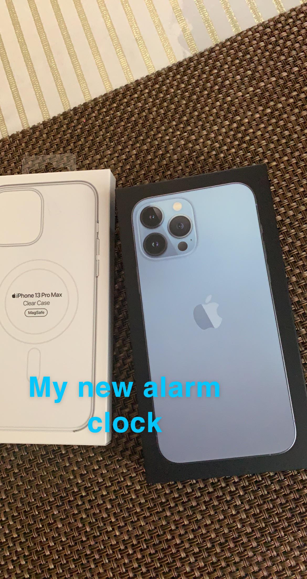 So far so good with my first MagSafe case and charger. r/MagSafe