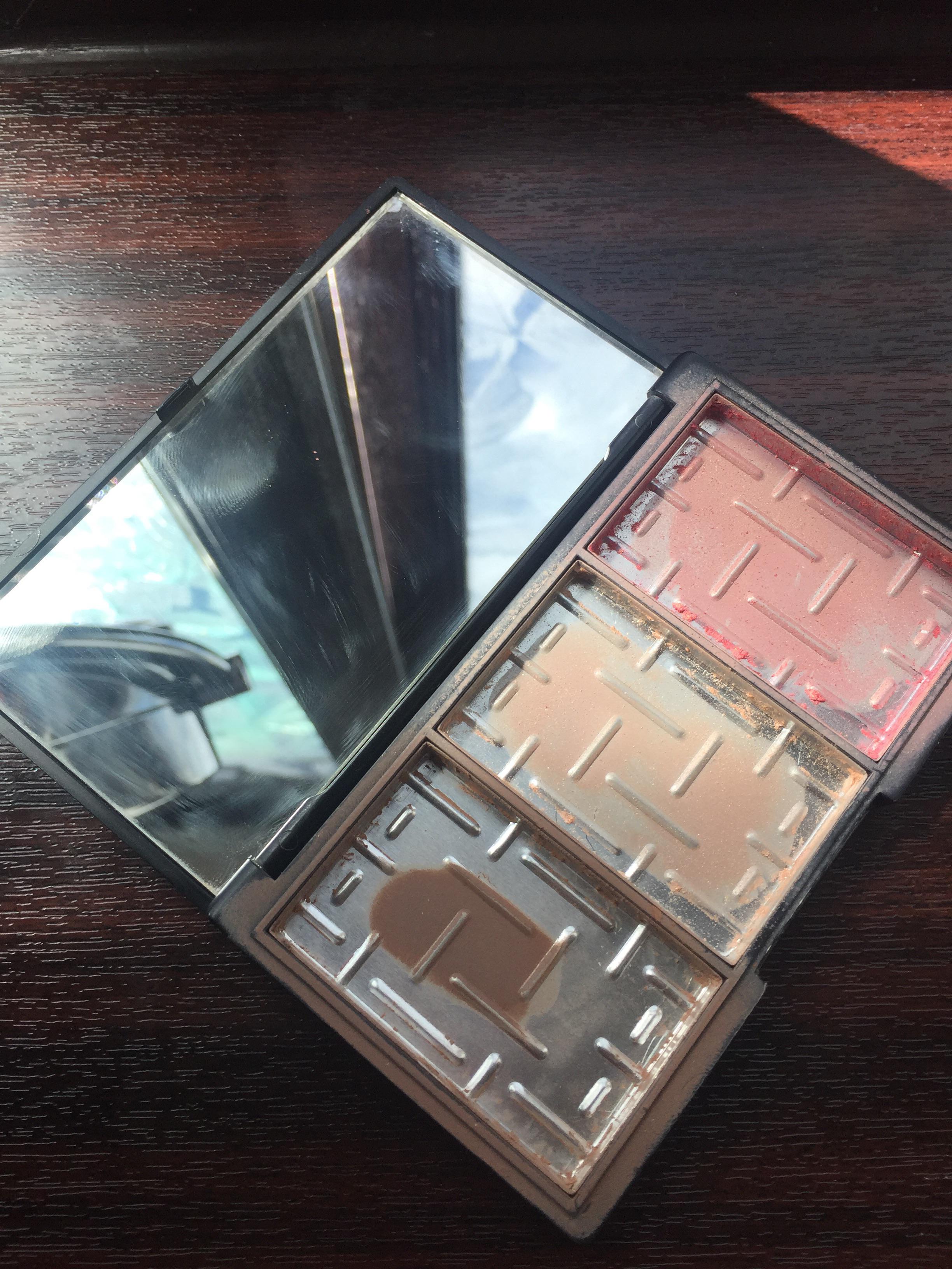 Hi zerowasters! Any idea how I could repurpose a bunch of old makeup