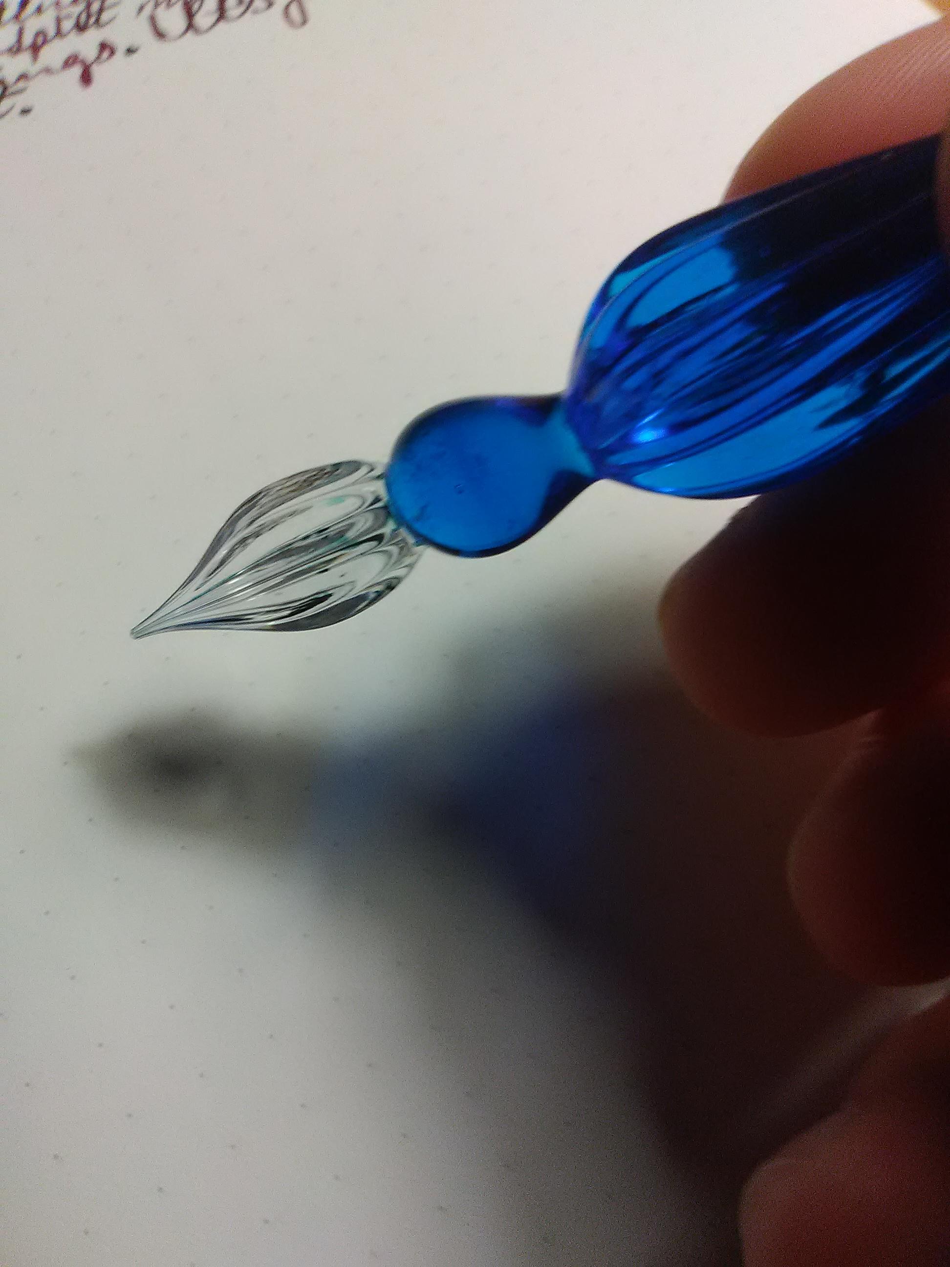 Glass dip pens are a lot more fun than I thought they'd be. r/dippens