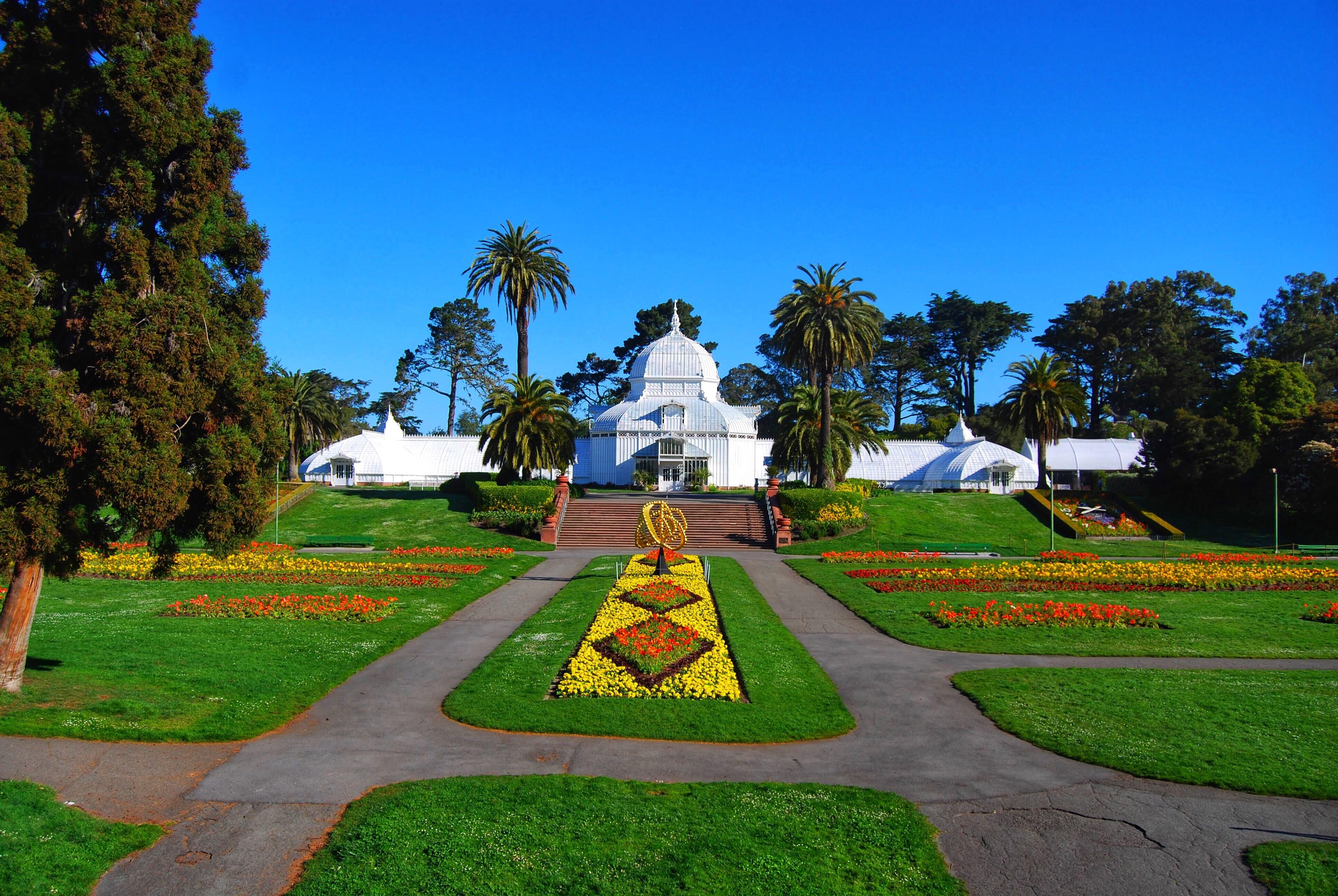 Conservatory of Flowers, San Francisco, CA (OC) [3872 x 2592] r/EarthPorn