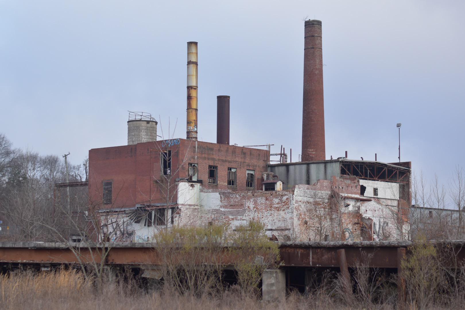 abandoned mill in SC. If anyone else has been here, did you have a