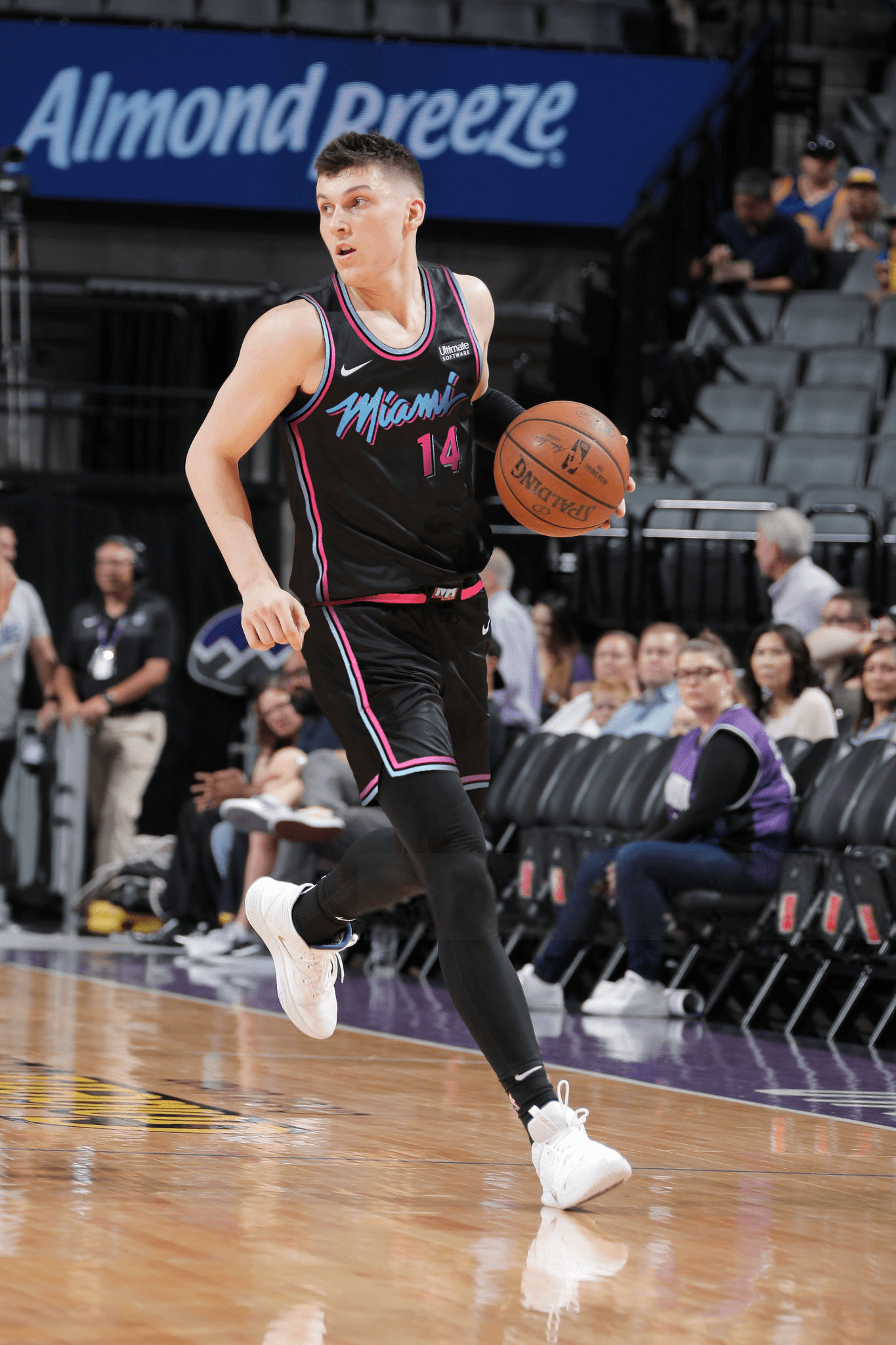Miami Heat Vice Jersey Tyler Herro Tyler Herro Nike Icon Black Swingman Jersey Miami Heat