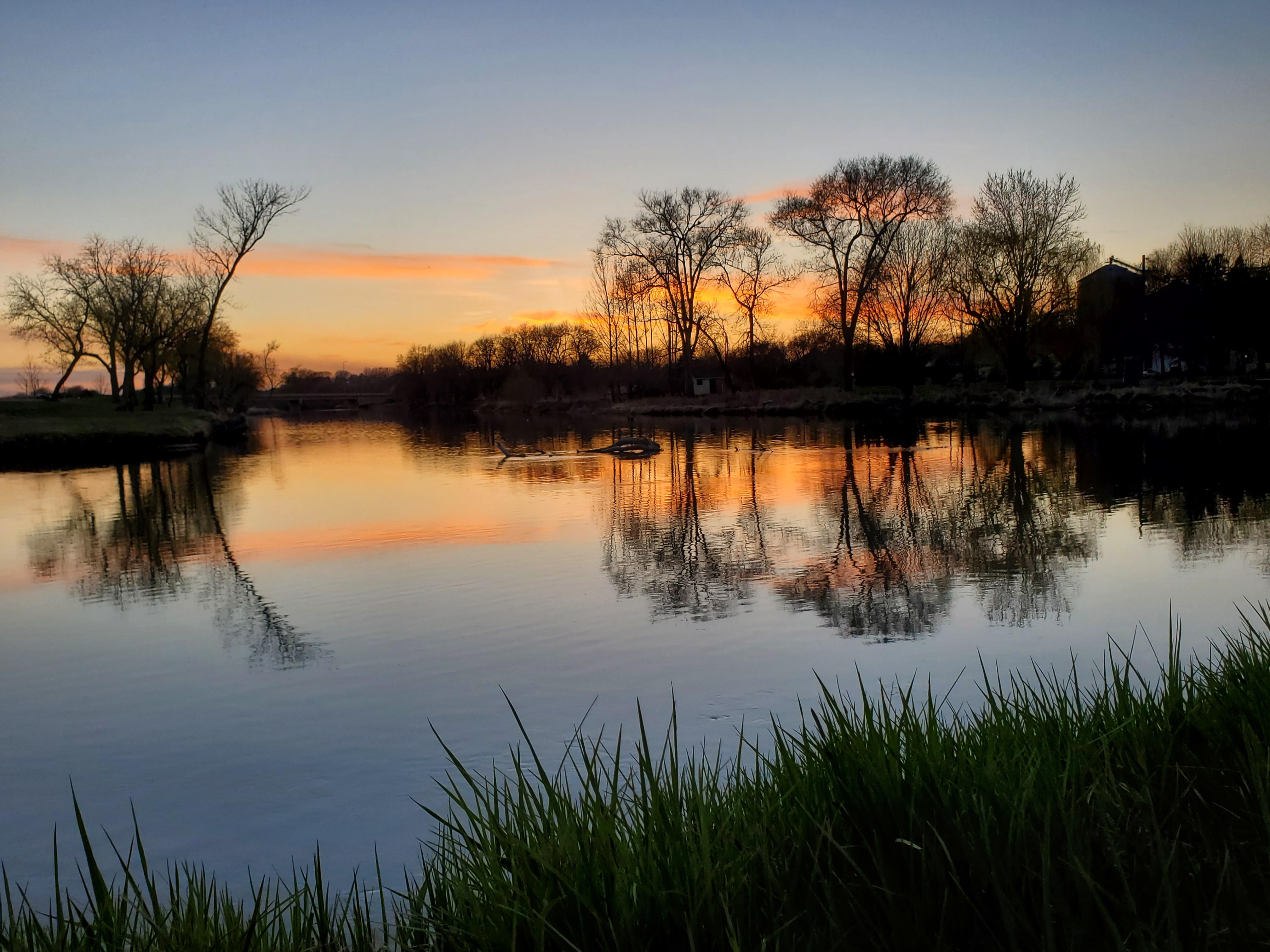 Sunset in Dell Rapids Tonight! r/SouthDakota