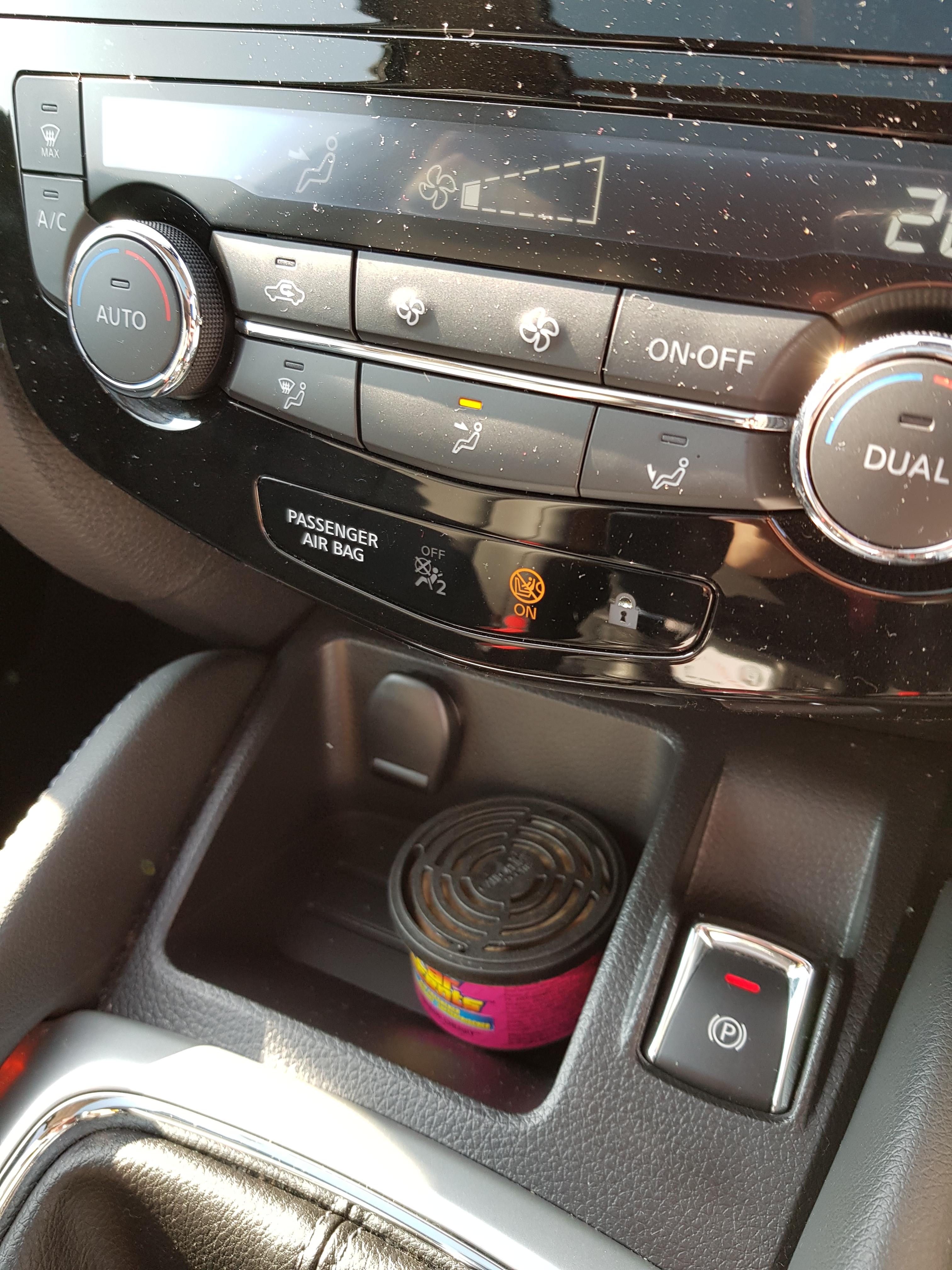 Passenger air bag Nissan Qashqai Tekna. Can someone explain to me what