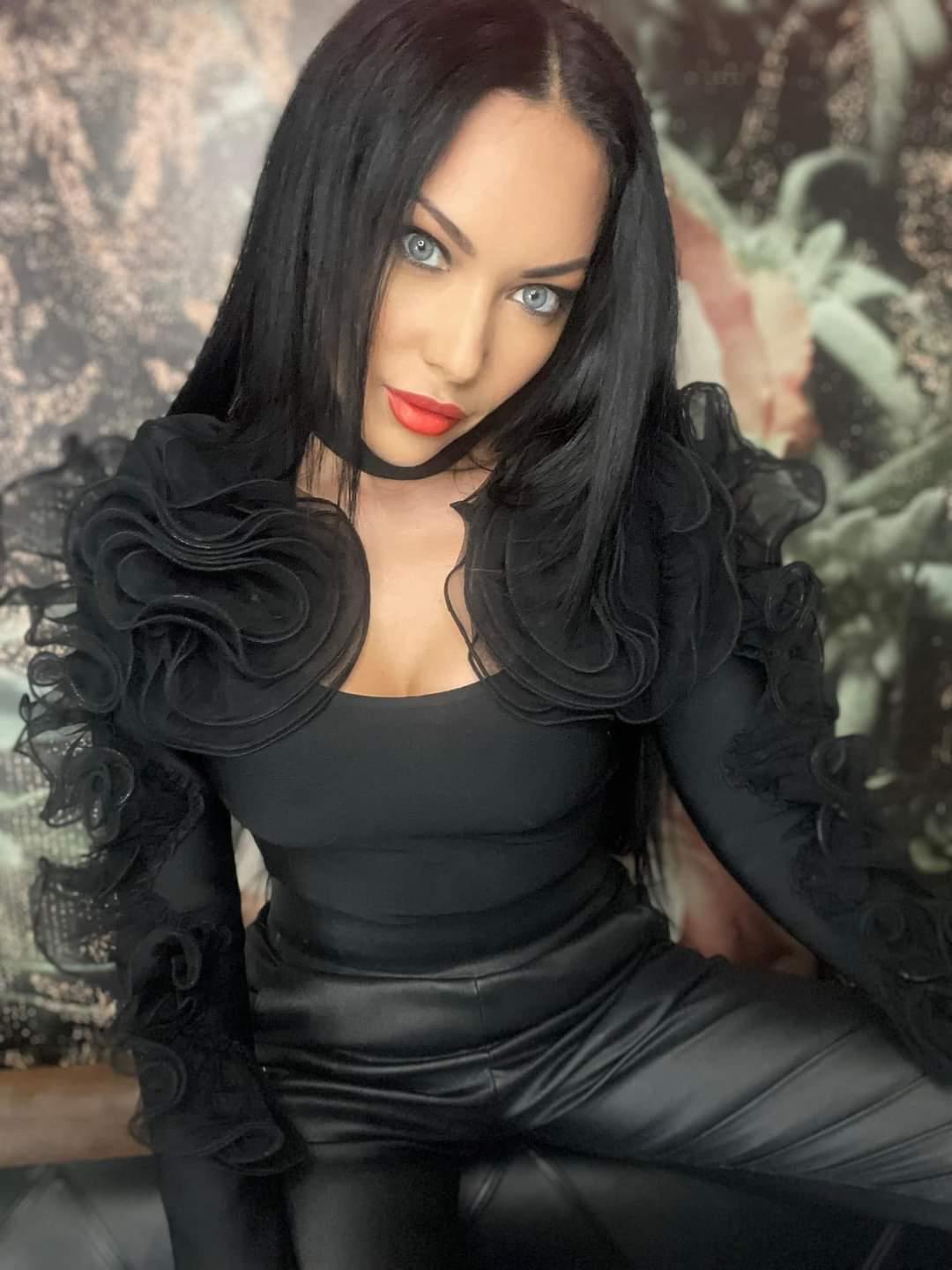 Carla Harvey : Metalboners