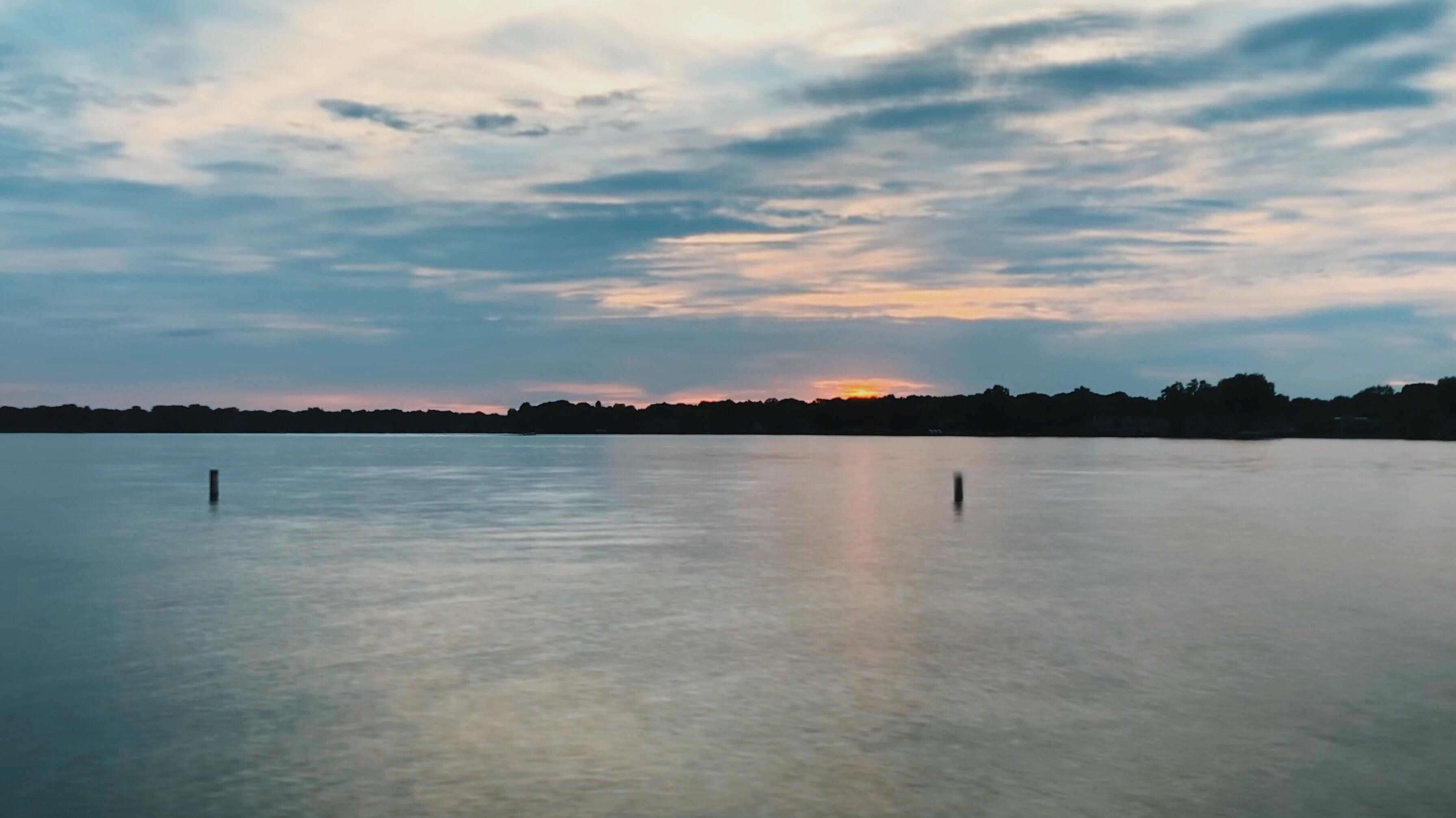 Sunset over Lake (from Excelsior waterfront). r/minnesota