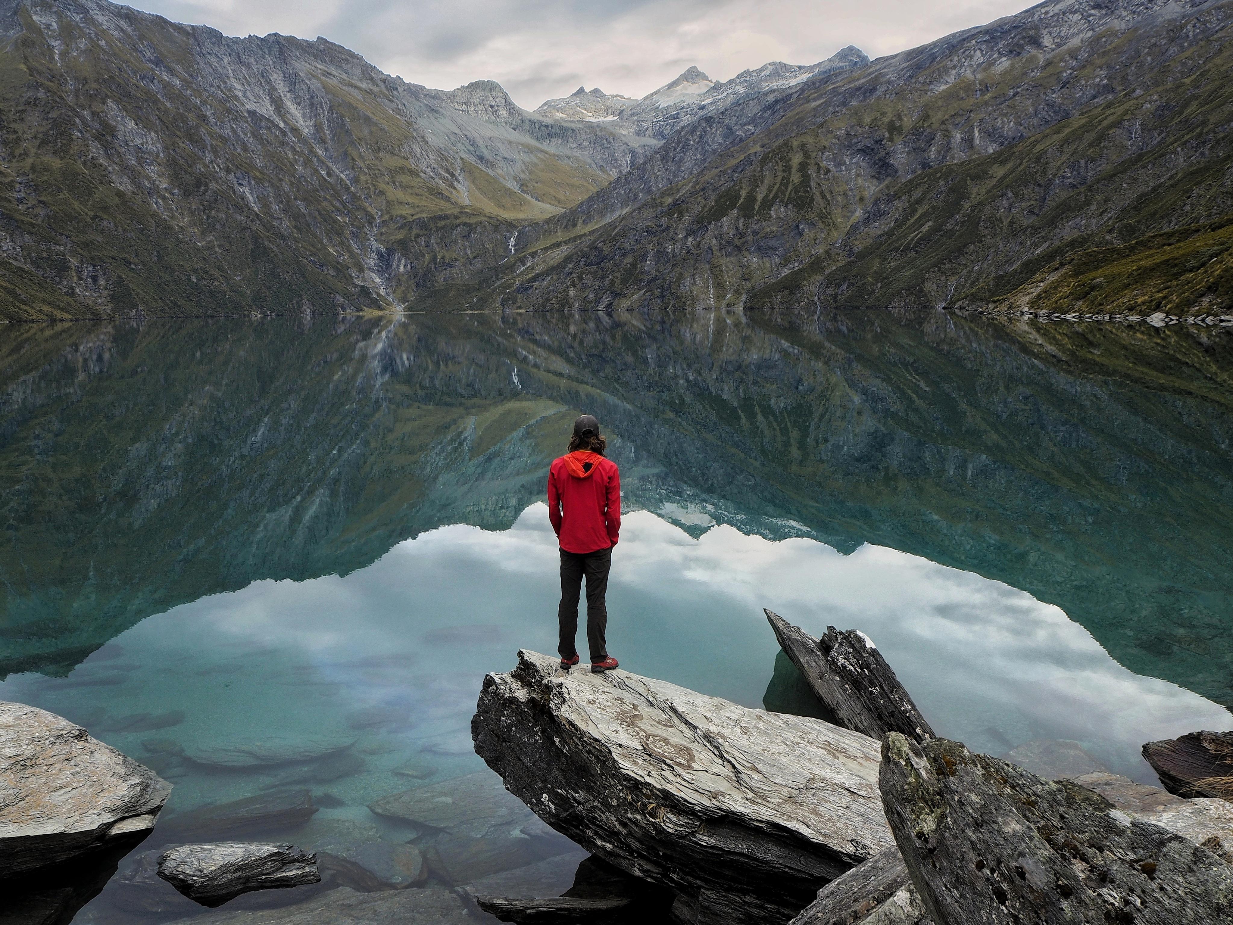 Found New Zealand's Version Of Reddit Lake, Formed By A Giant Landslide