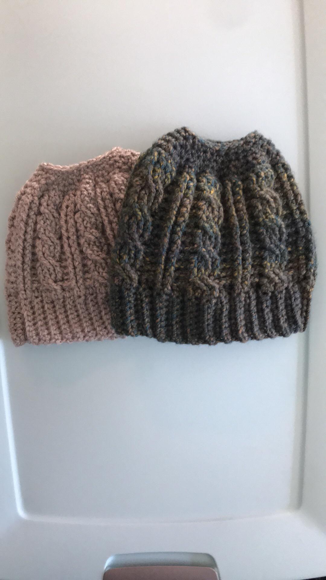 These messy bun hats were so fun to make! My first cable stitch r/crochet
