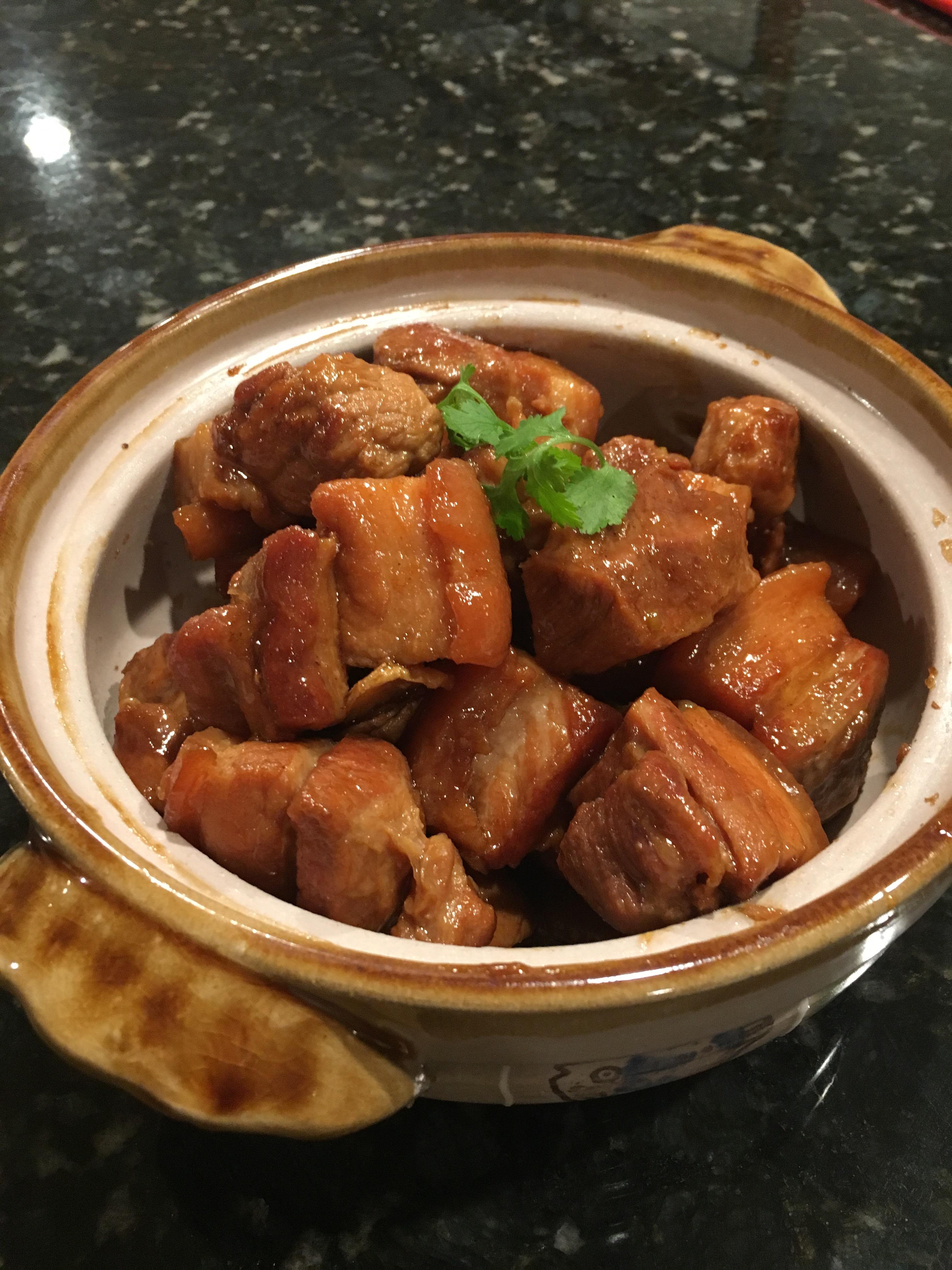 [homemade] Red braised pork belly traditional Taiwanese style r/food