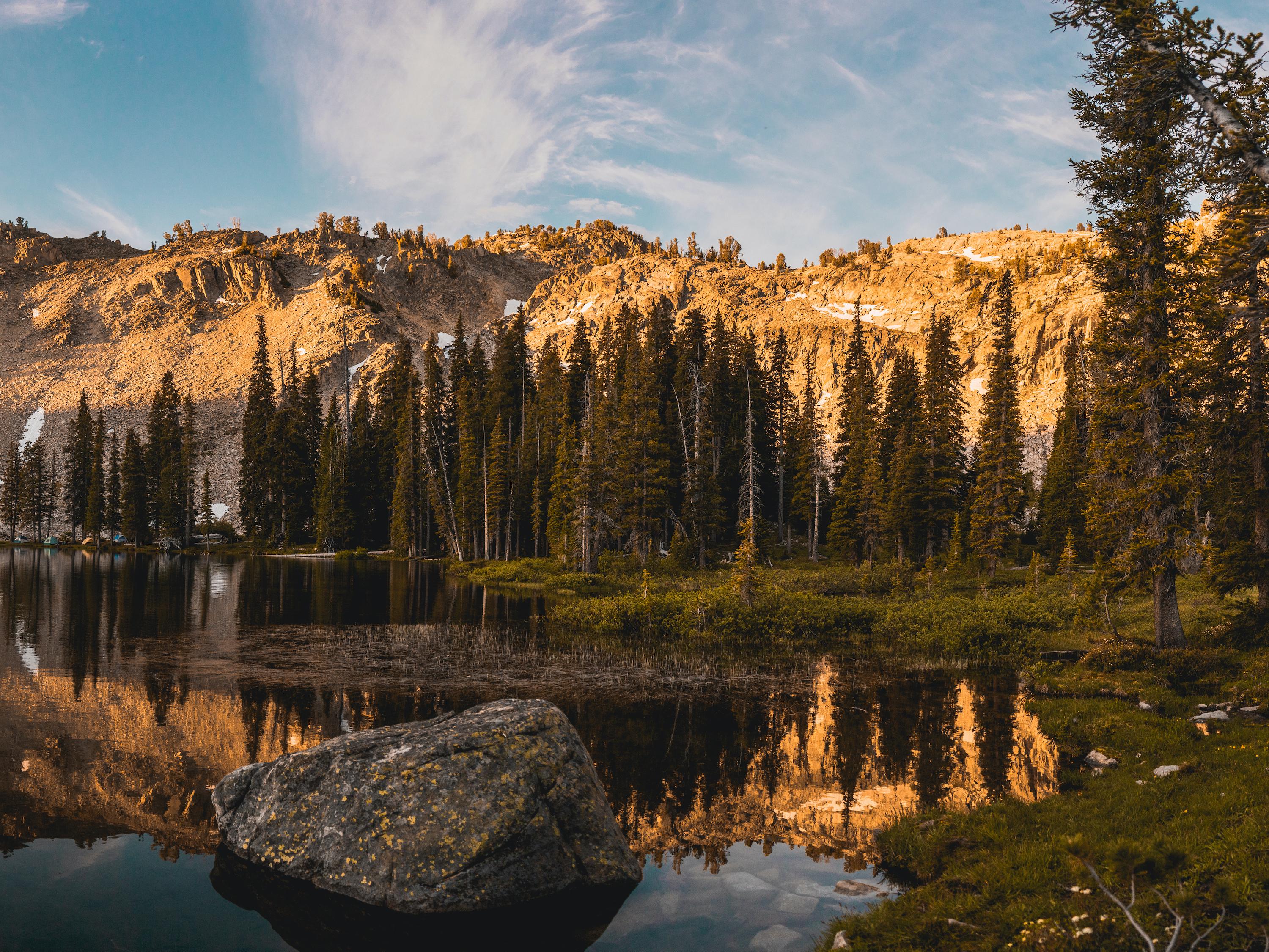 Sunrise Over Walker Lake, near Challis, Idaho, USA. [3000×2250] [OC