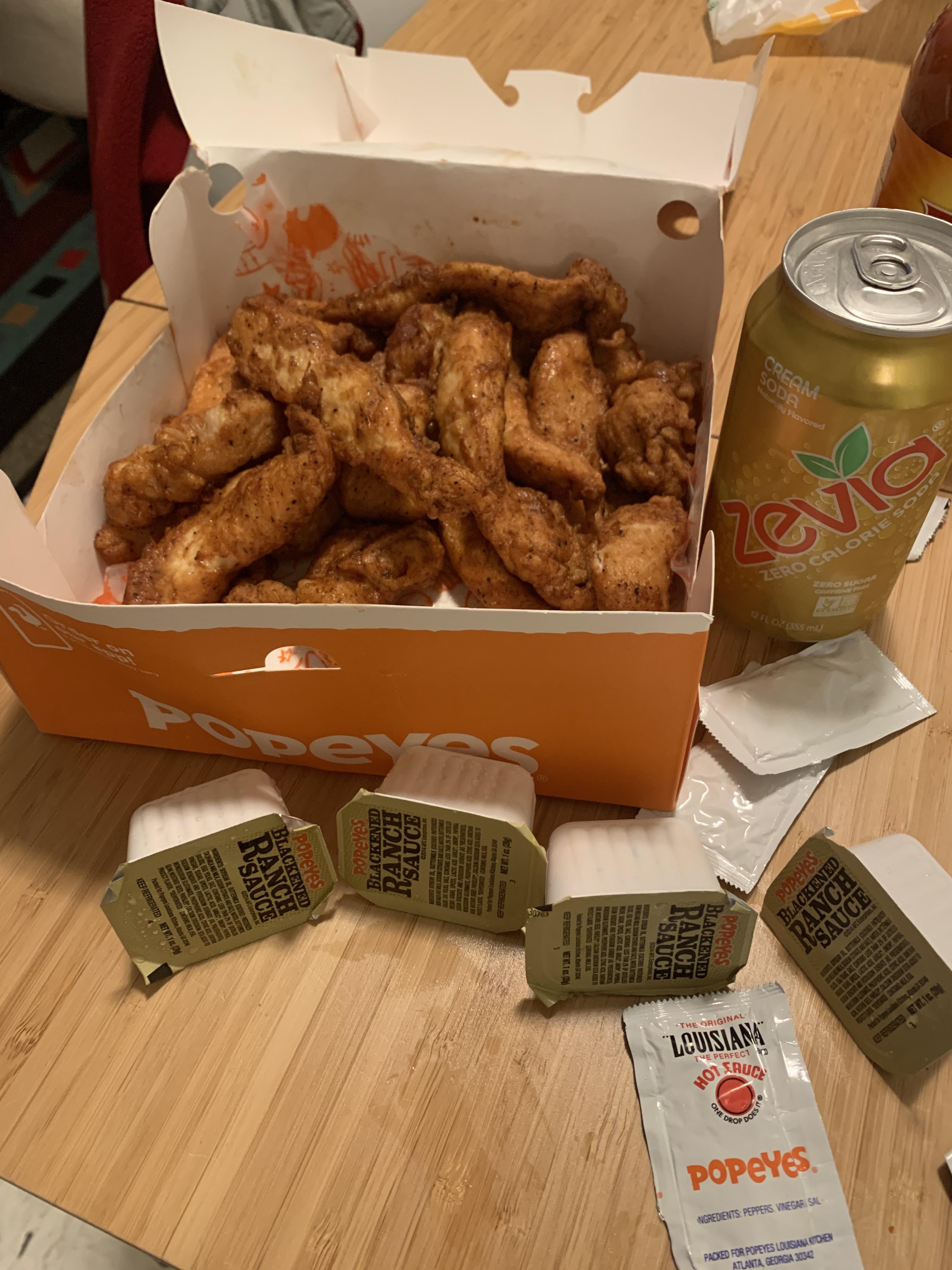 Popeyes blackened tenders is my go to keto fast food meal! r/KetoMeals
