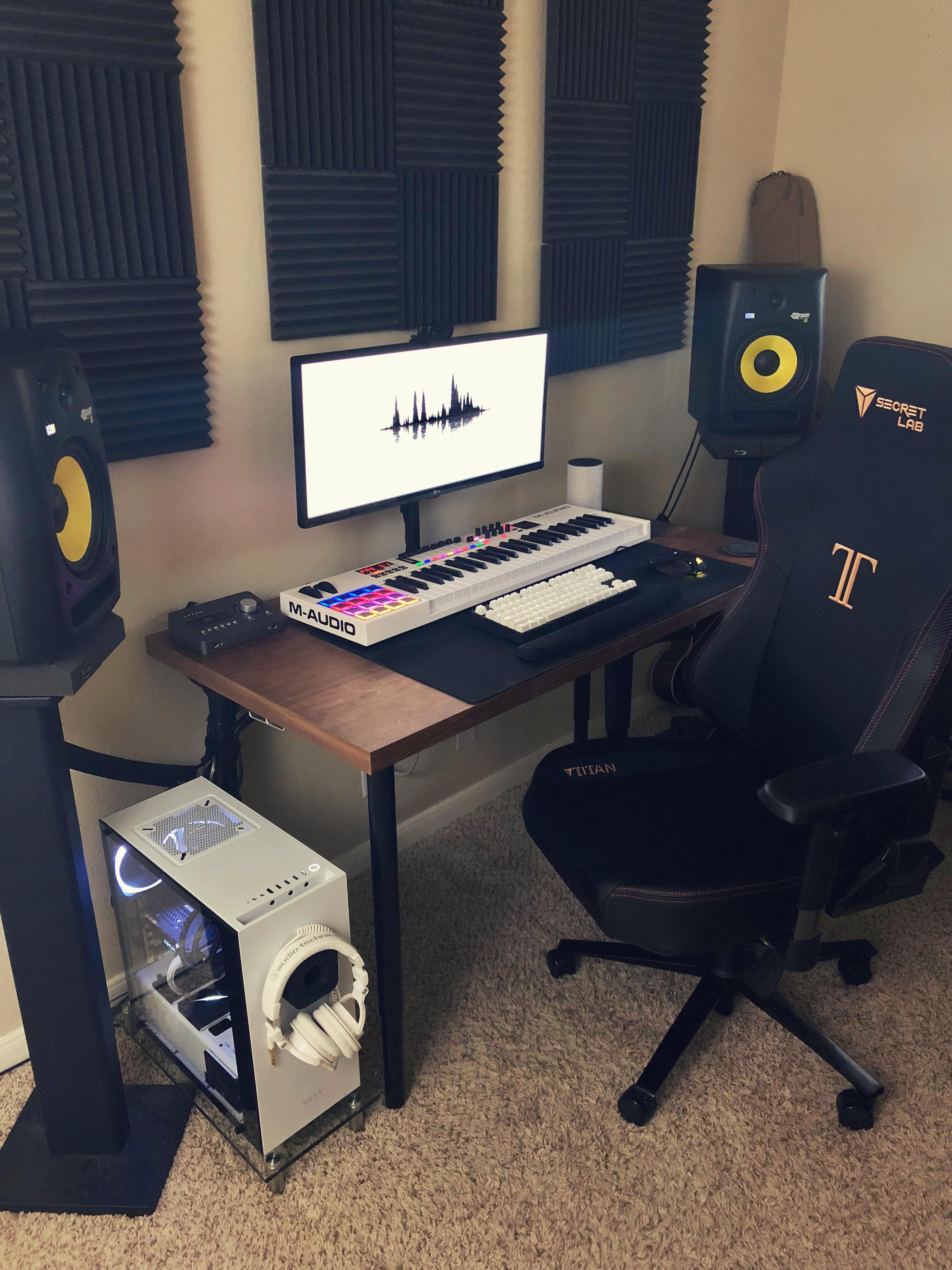 Here’s my music production & gaming battlestation! r/battlestations