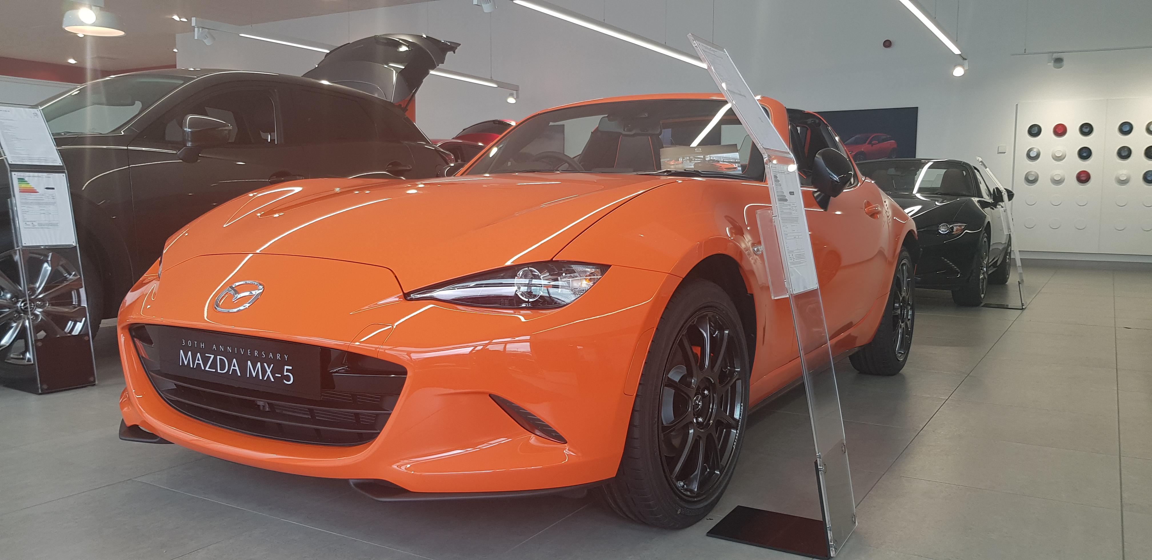 Just spotted this MX5 Anniversary at Vospers in Plymouth 0465/3000