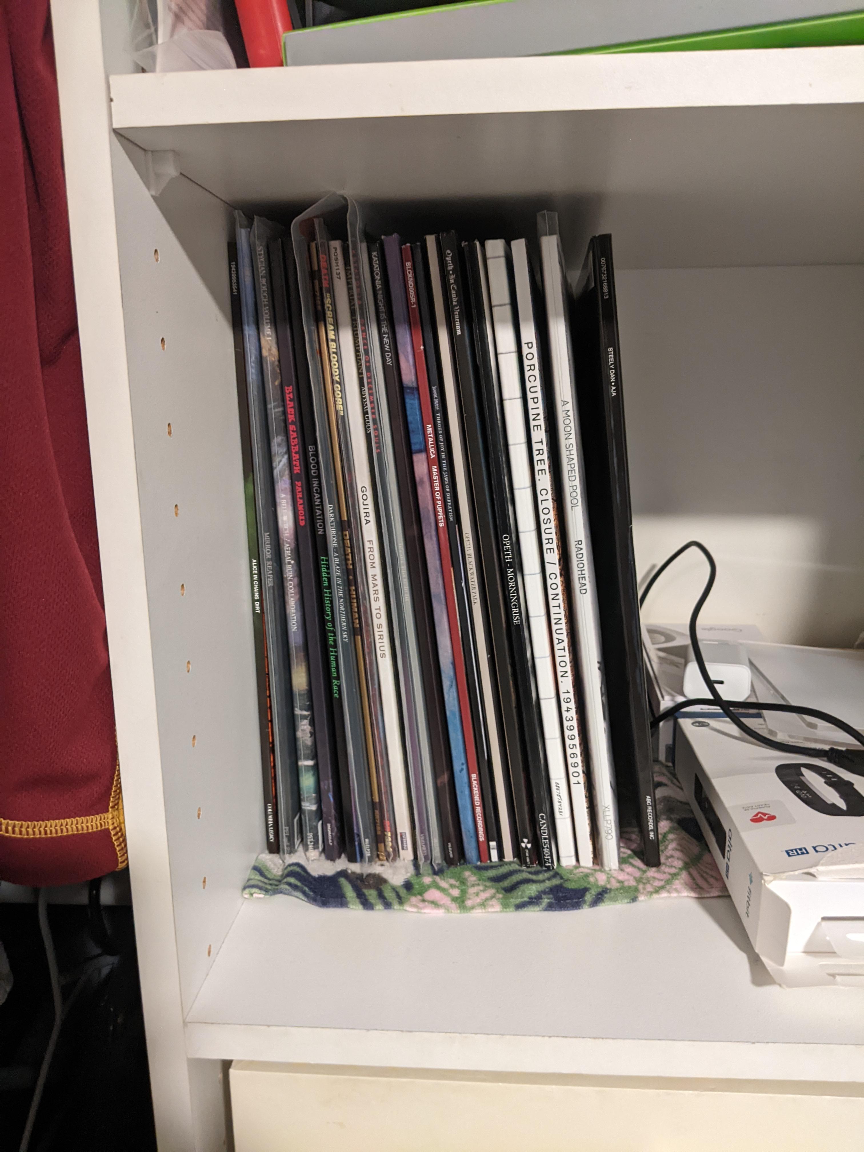 Is it ok to store vinyl like this r/vinyl