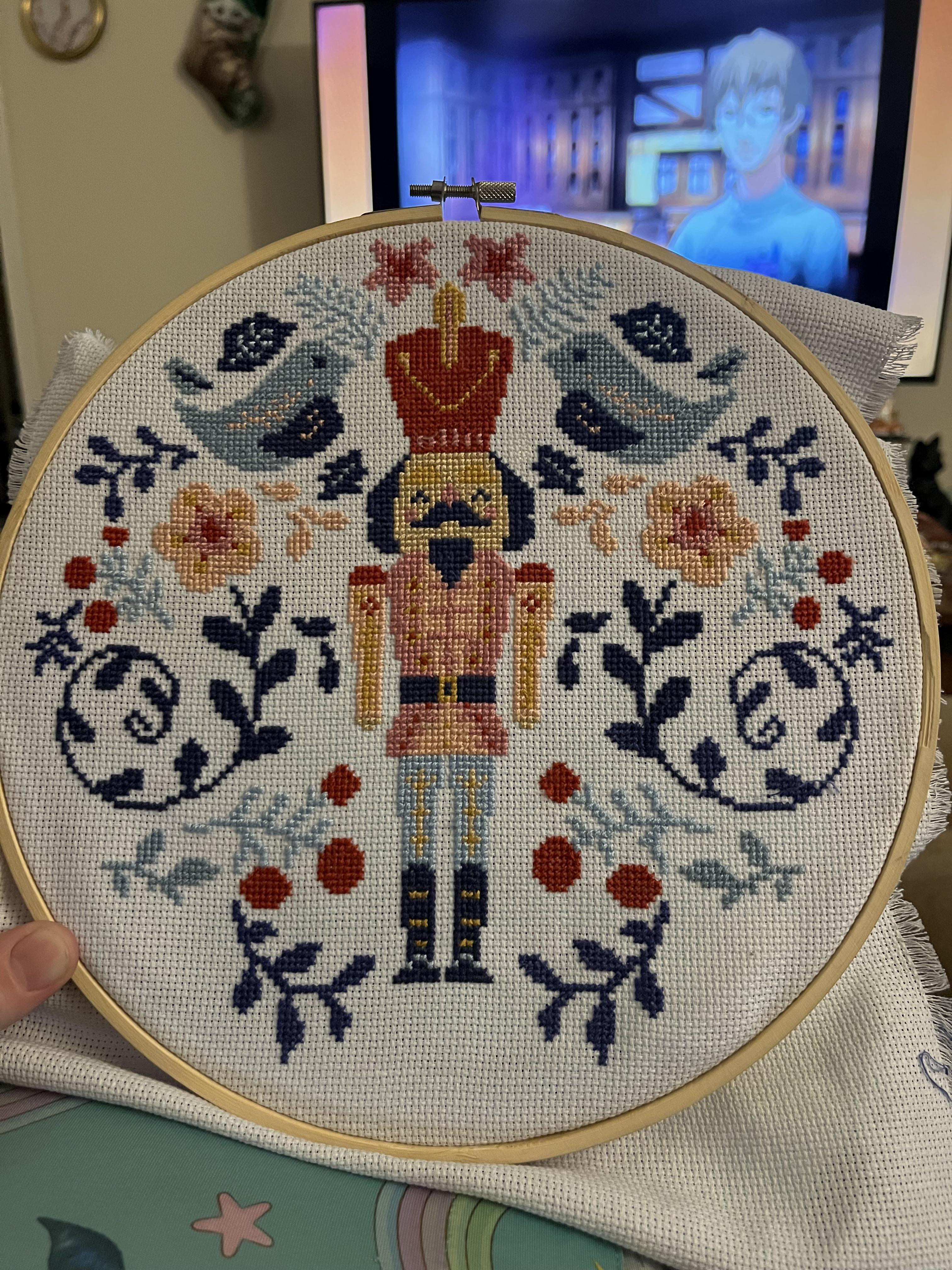 [FO] Nutcracker Christmas Gift (pattern by Cross Stitching Lovers on Etsy) r/CrossStitch