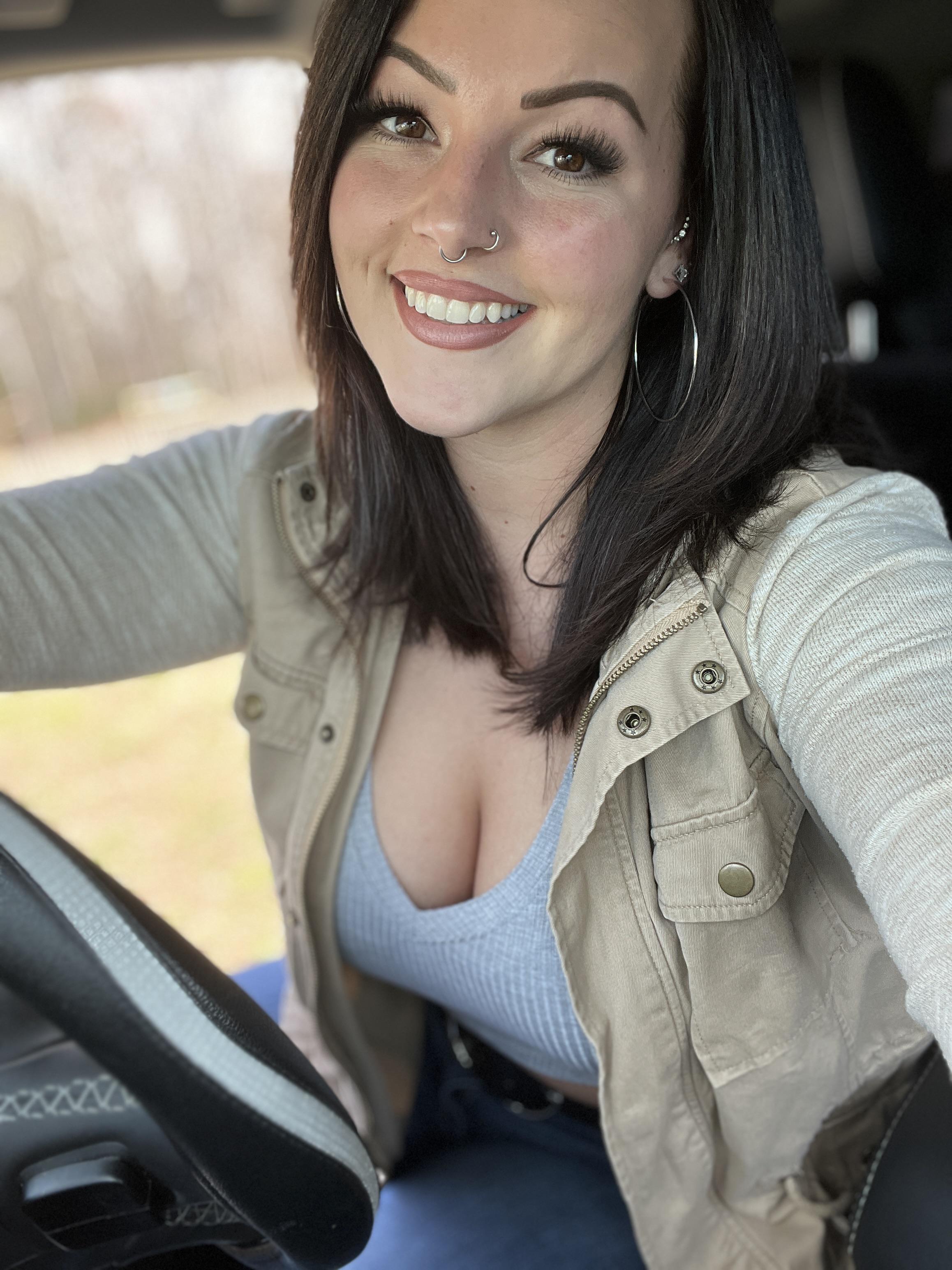 10000 best cougars_and_milfs_sfw images on Pholder | I was born in the 1970's which makes me