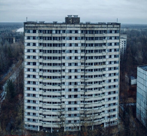 Chernobyl Houses / Old Abandoned House In The Ghost Town Of Pripyat
