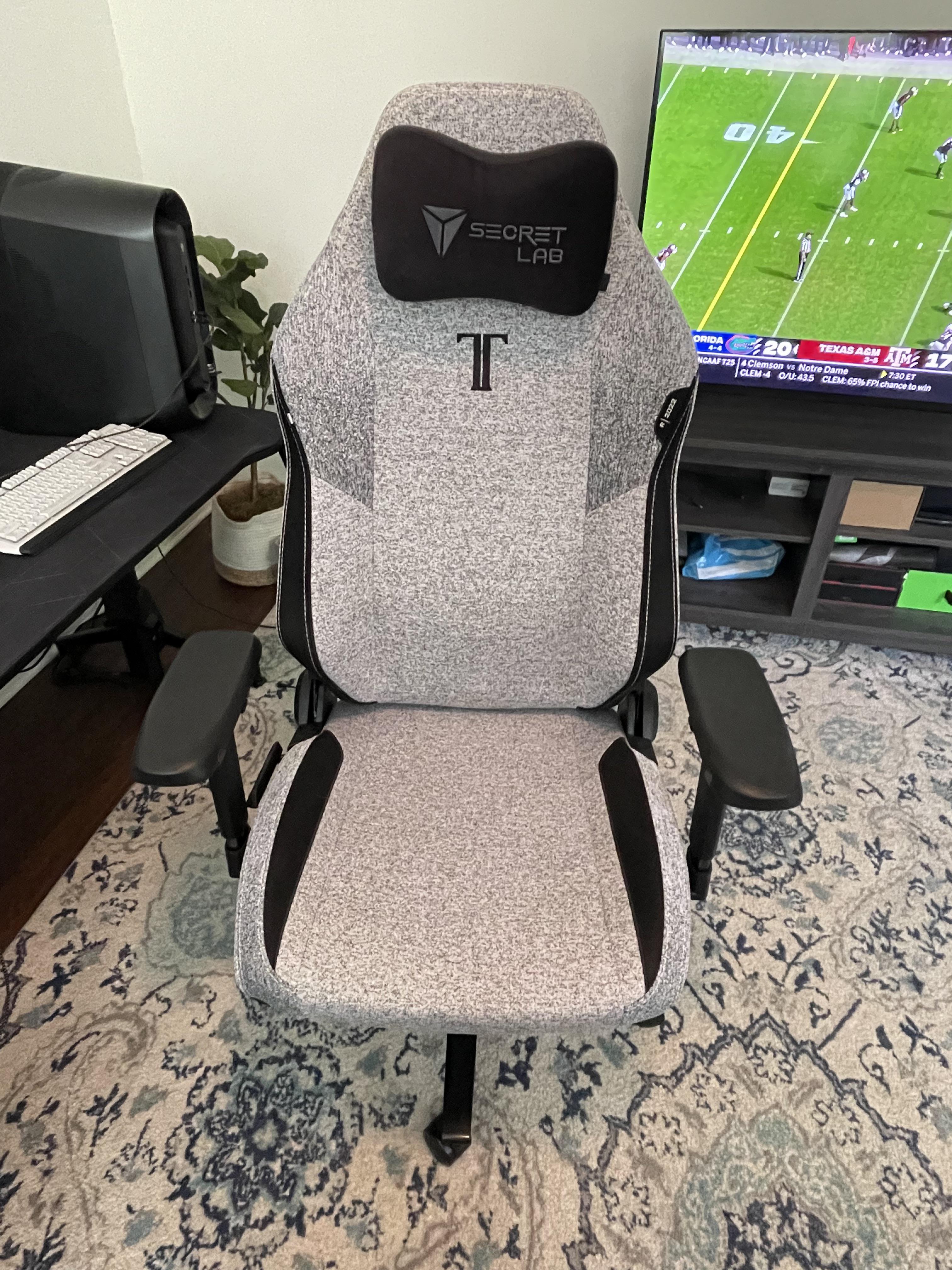 New Secret Lab chair (warranty post). r/secretlab