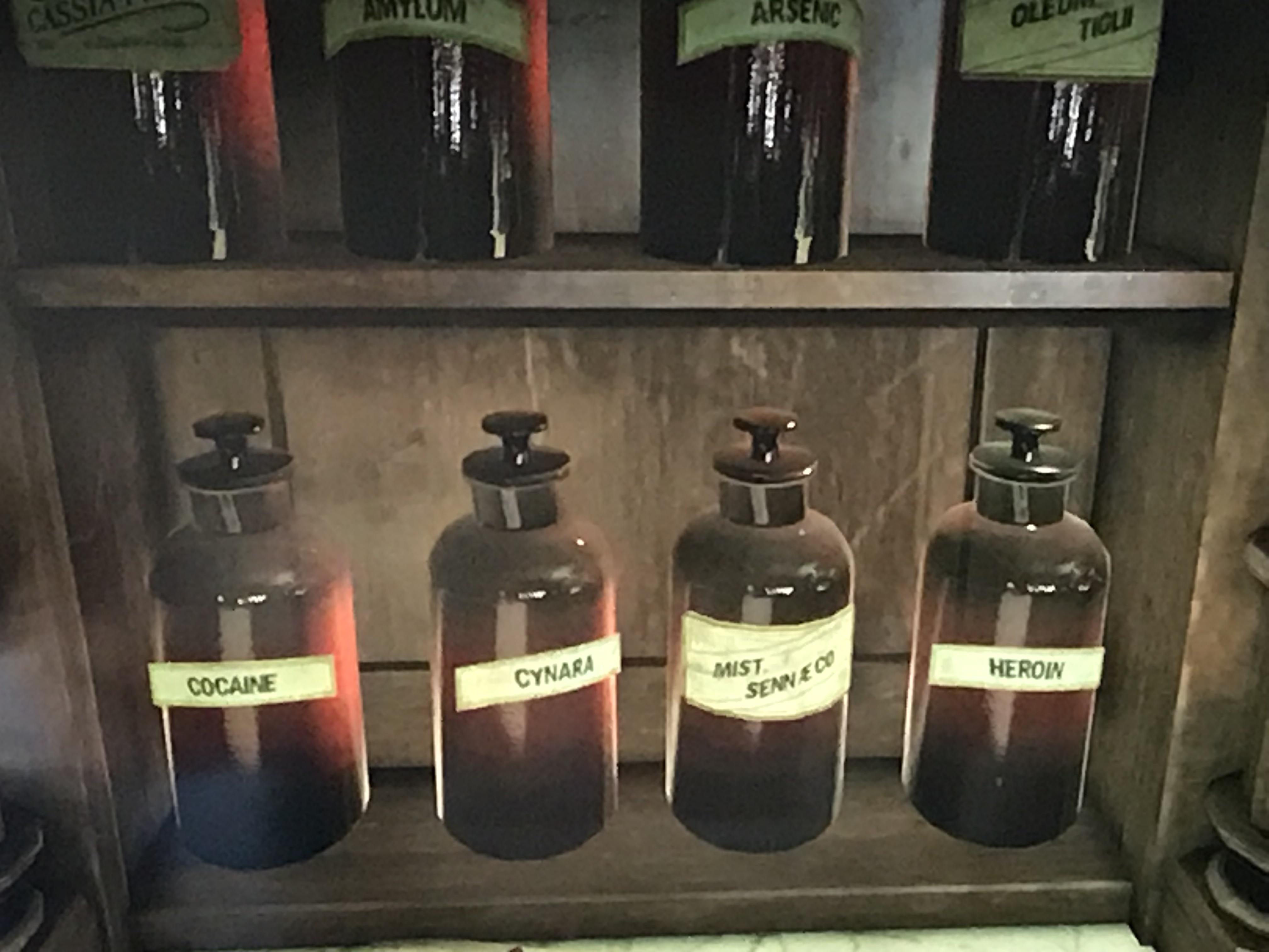 Quite the selection at St Denis doctor’s surgery… r/reddeadredemption2