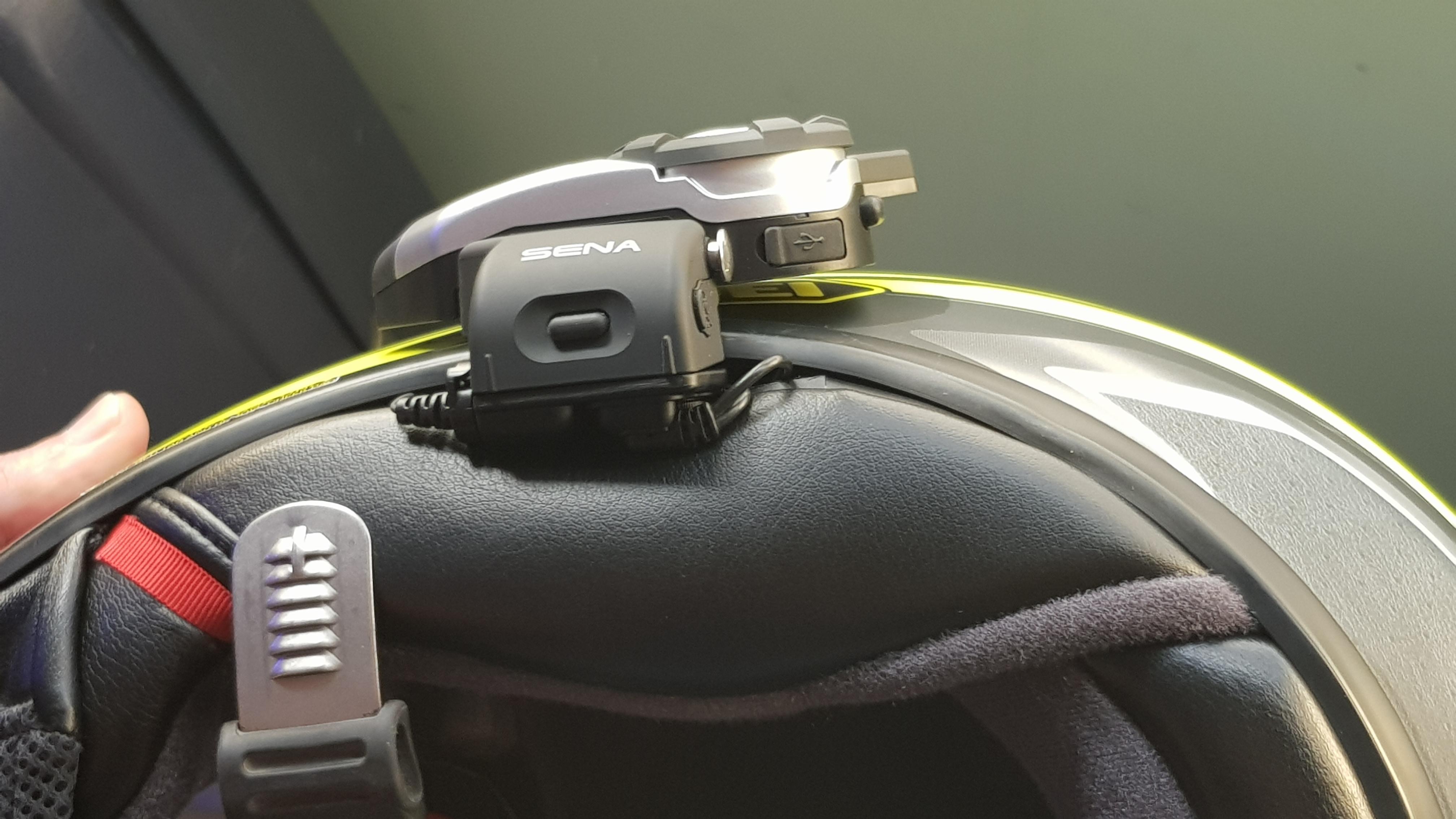 Sound/wind entering after installing sena 20s evo in shoei gtair r