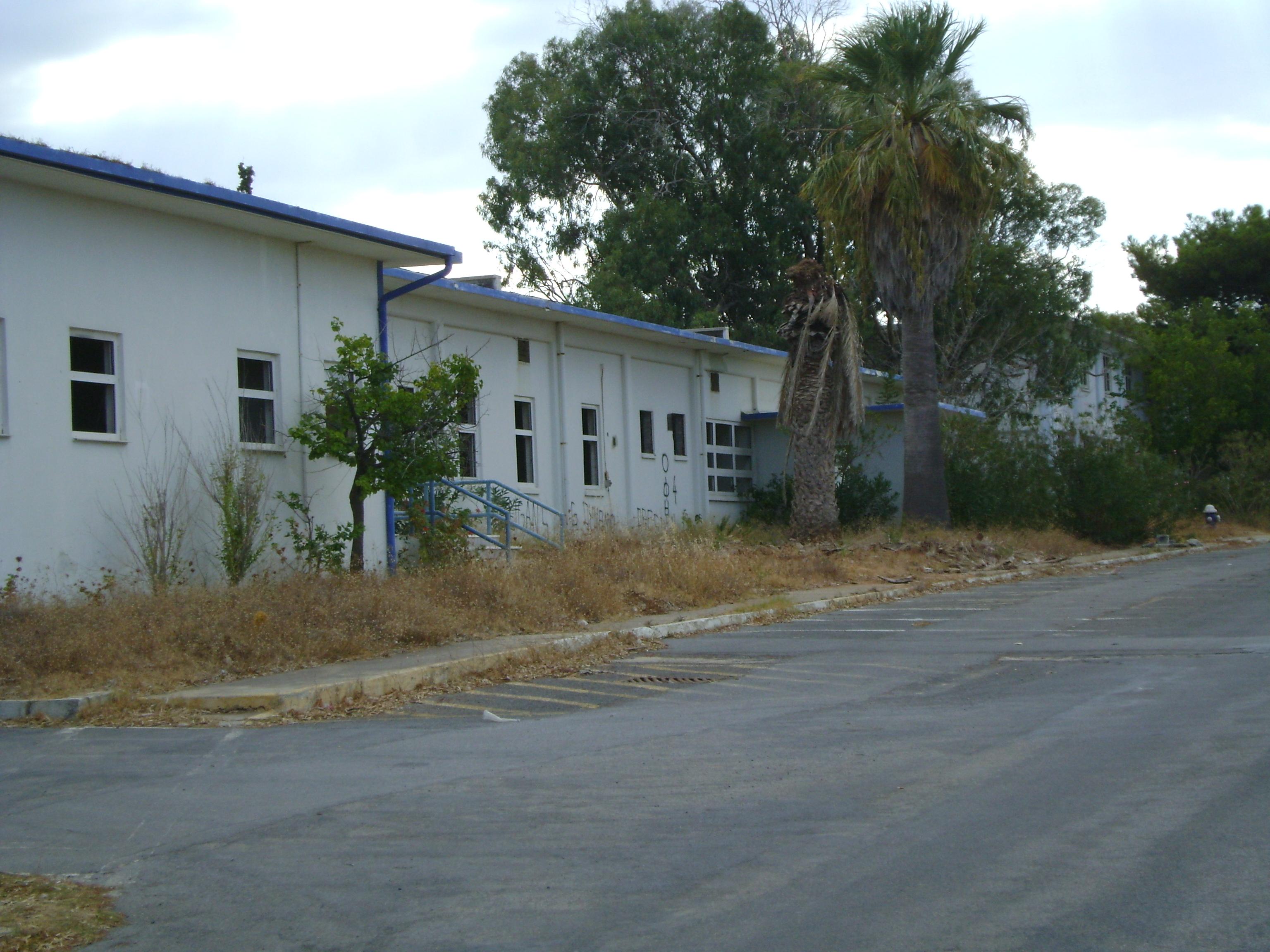 abandoned US military baseBarracks (Crete, Greece) [OC][3072x2304] r
