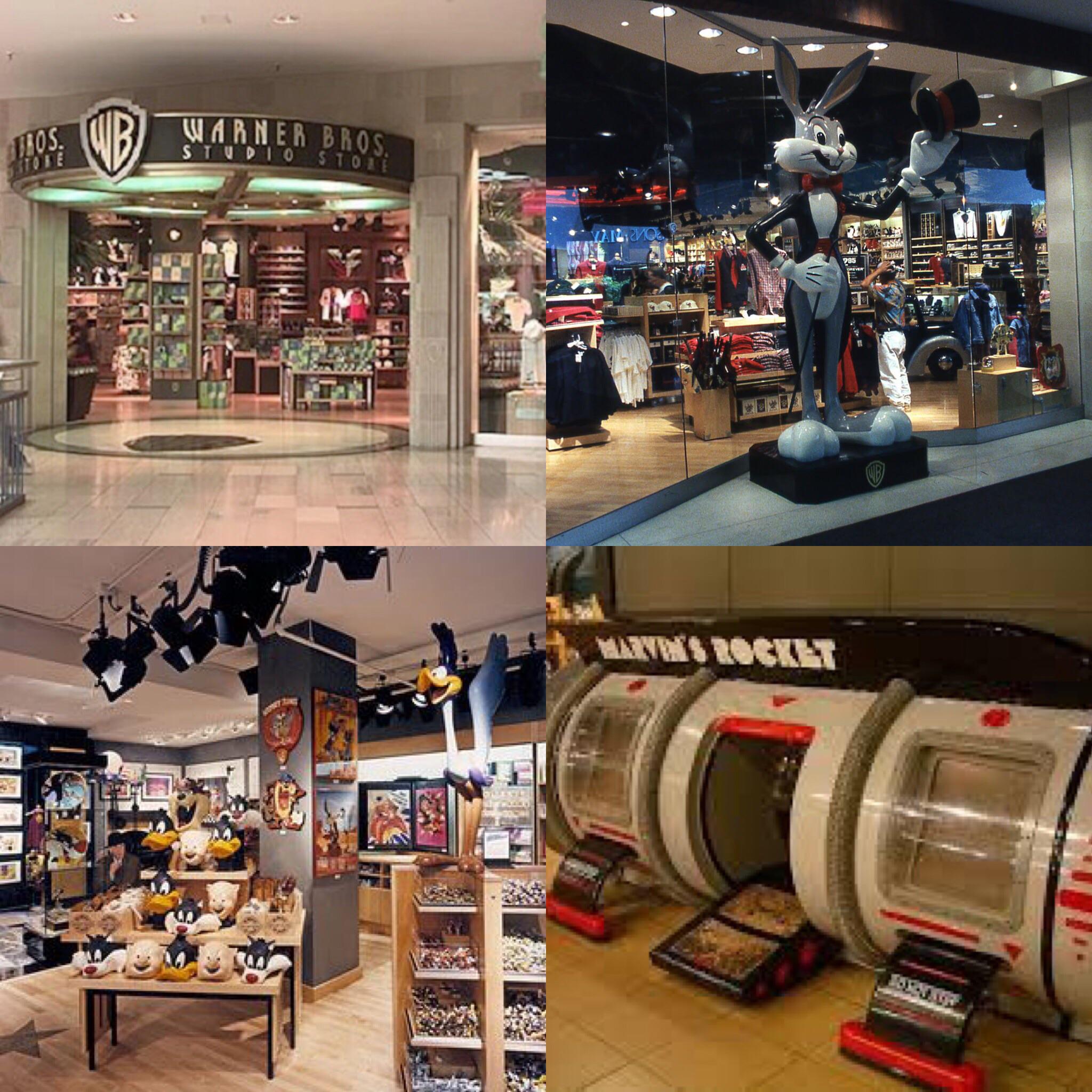 Warner Brothers store in the mall, 90s r/nostalgia