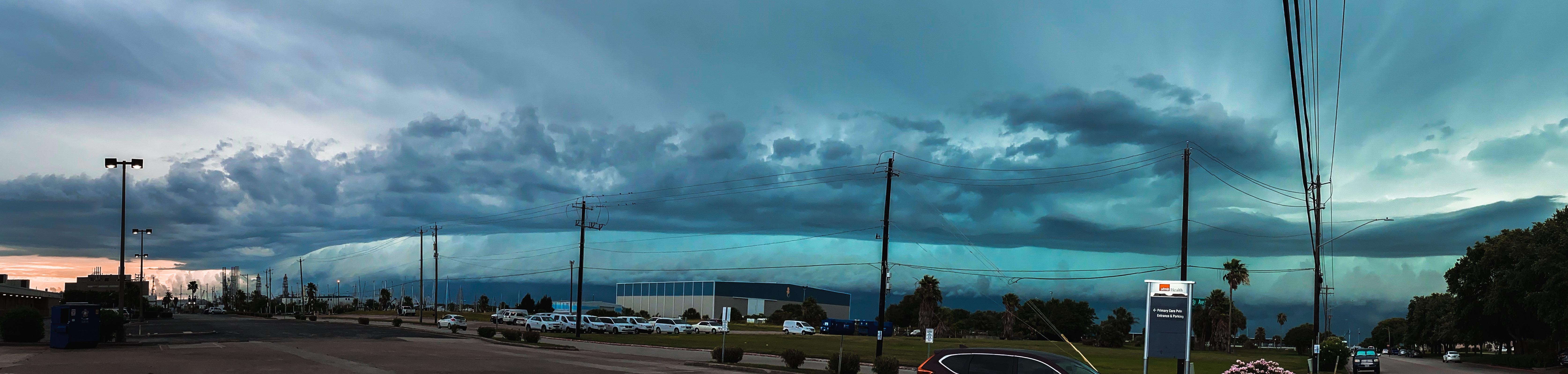 Epic Storm moving towards Galveston Island, TX r/WeatherPorn