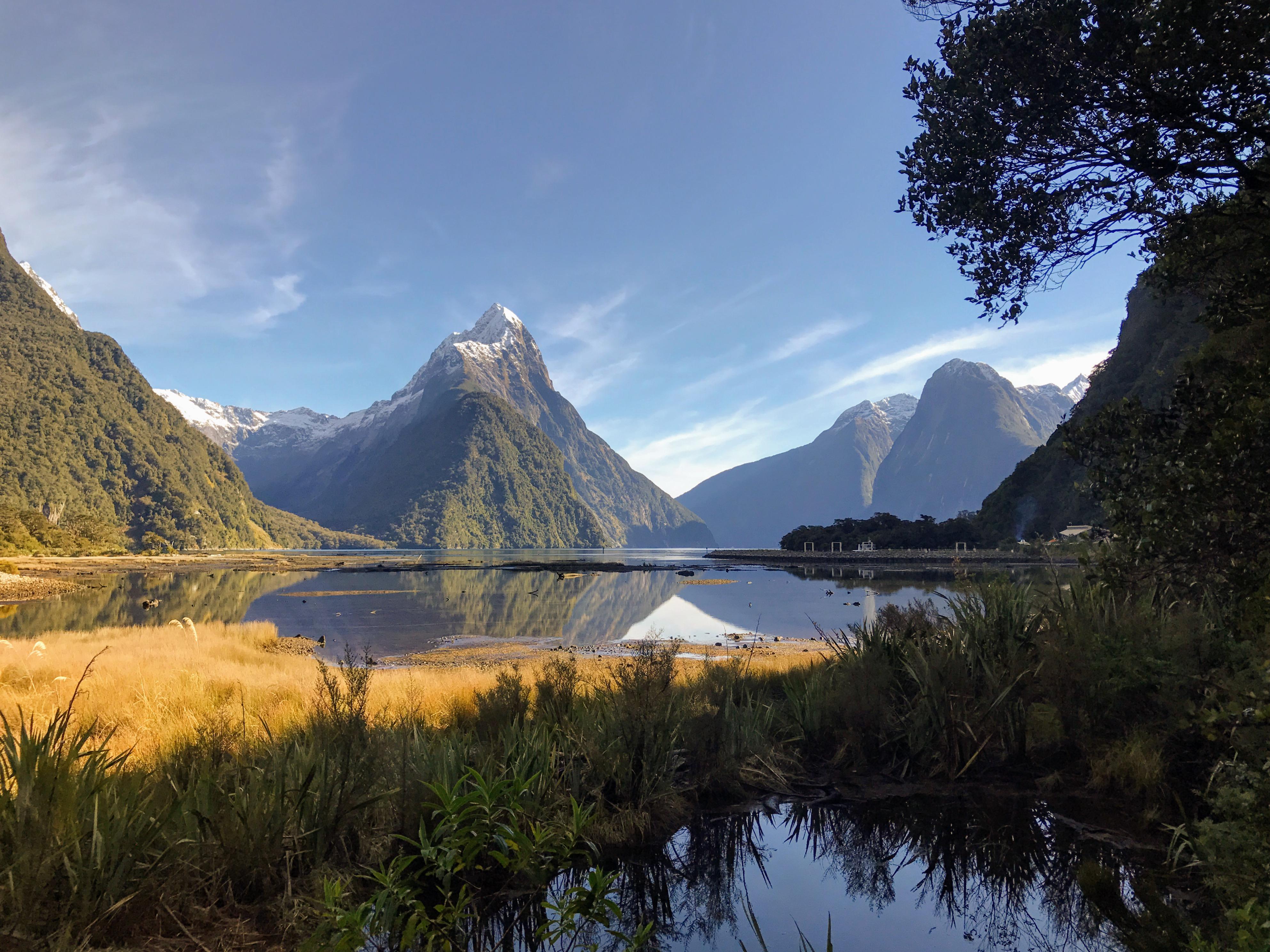 Milford Sound, New Zealand [OC] [3971 x 2978] r/EarthPorn
