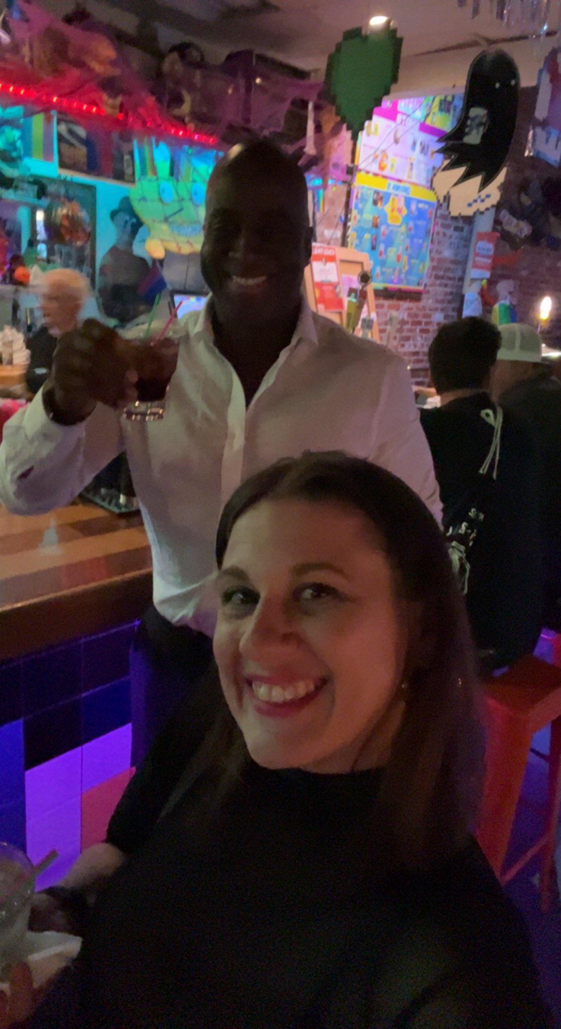 Had the honor of hanging out and working with DFW Knight!!!! : u/QueenSpadeKelly