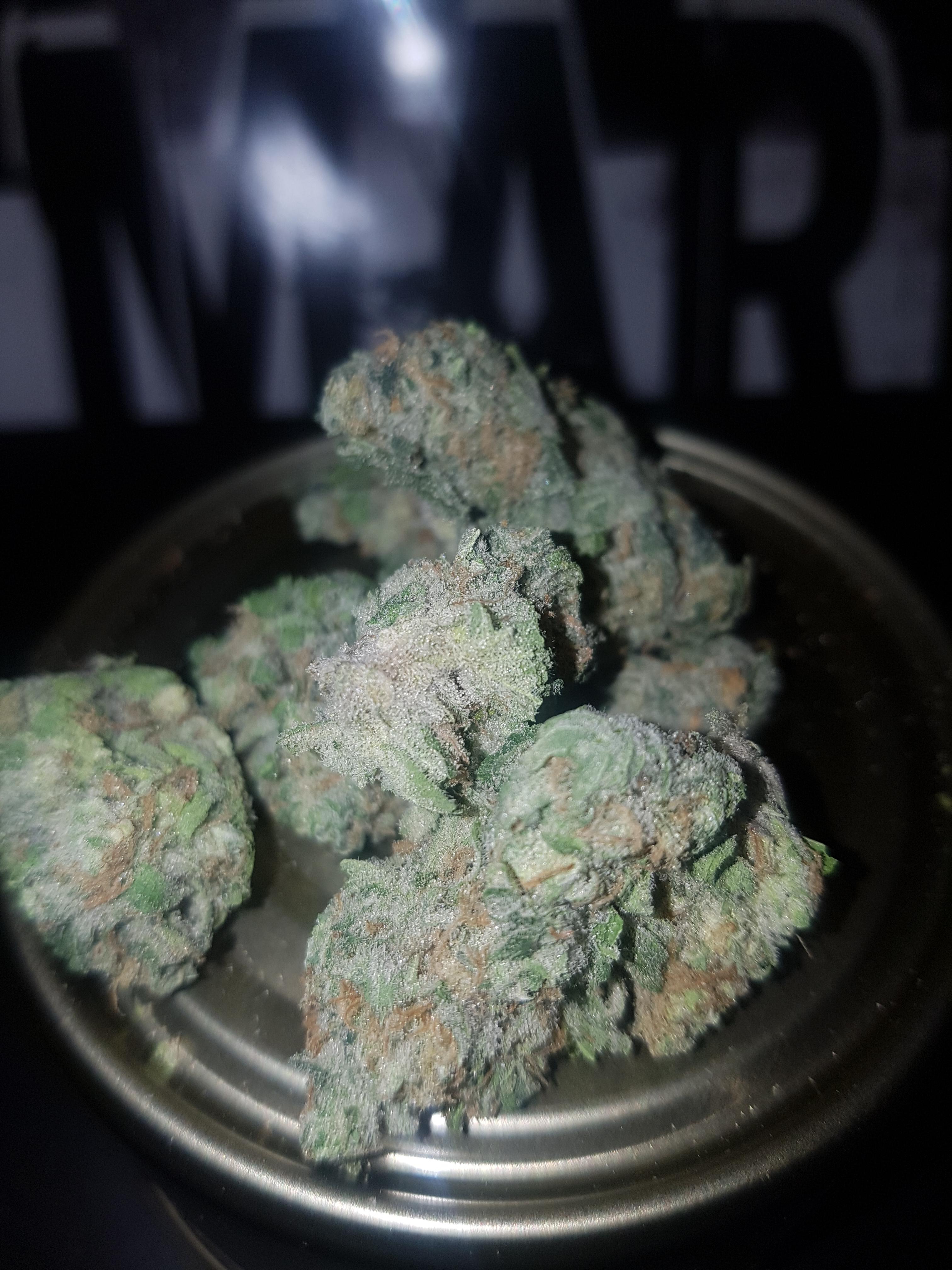 Grape God * Green Leaf Express * March r/MOMpics