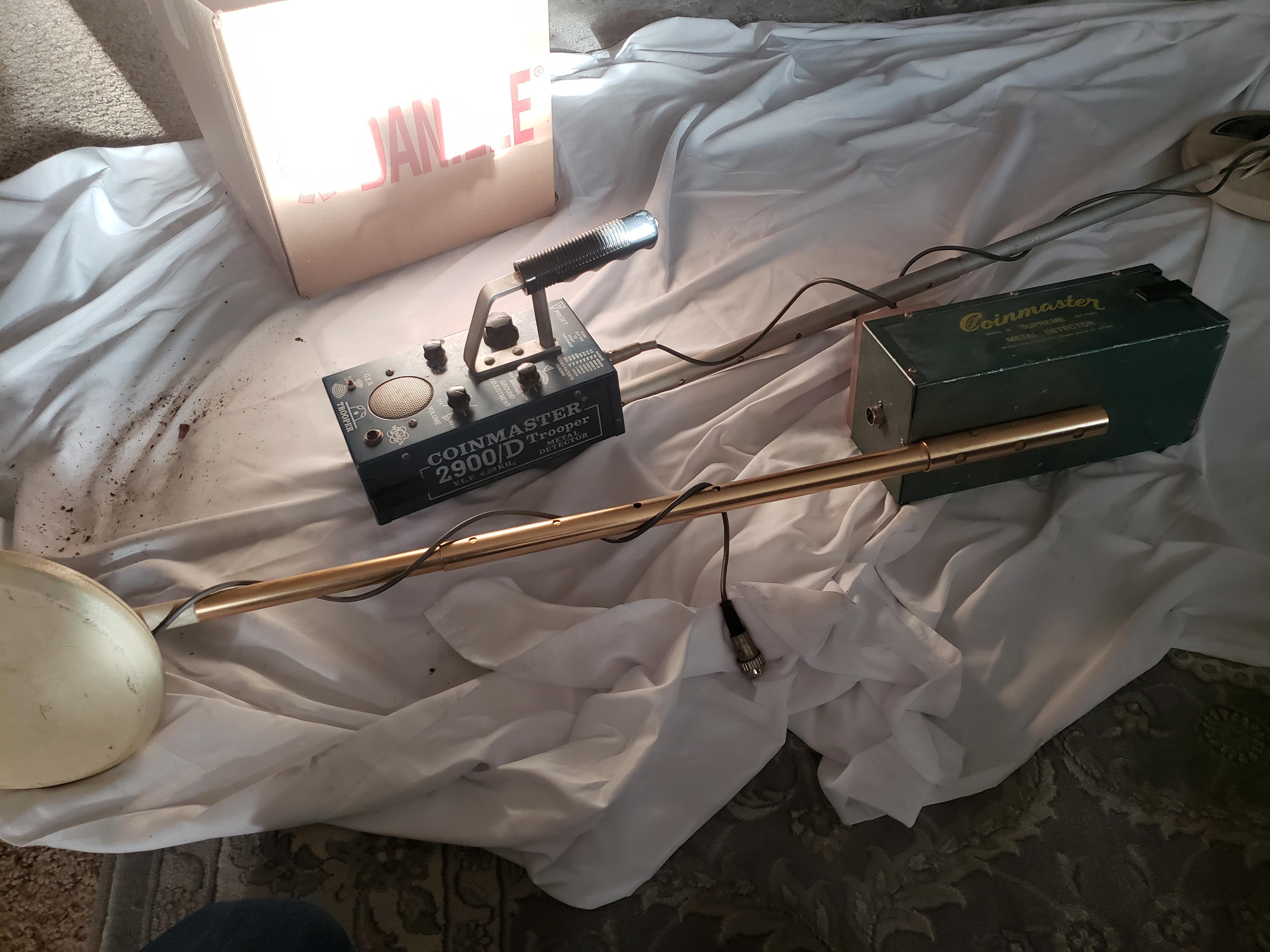 Some vintage metal detectors r/metaldetecting