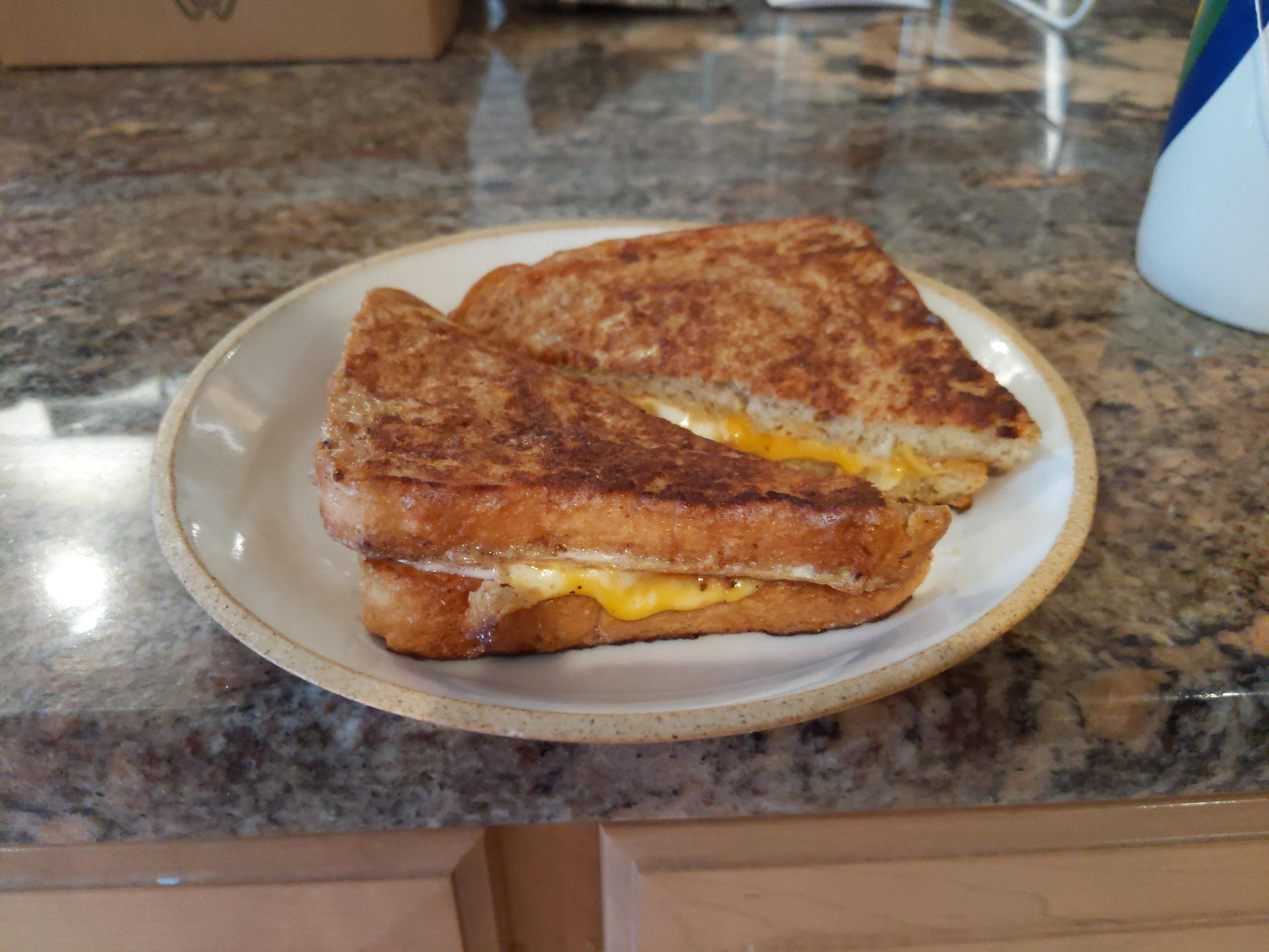 French toast grilled cheese with cheddar and mozzarella. r/grilledcheese